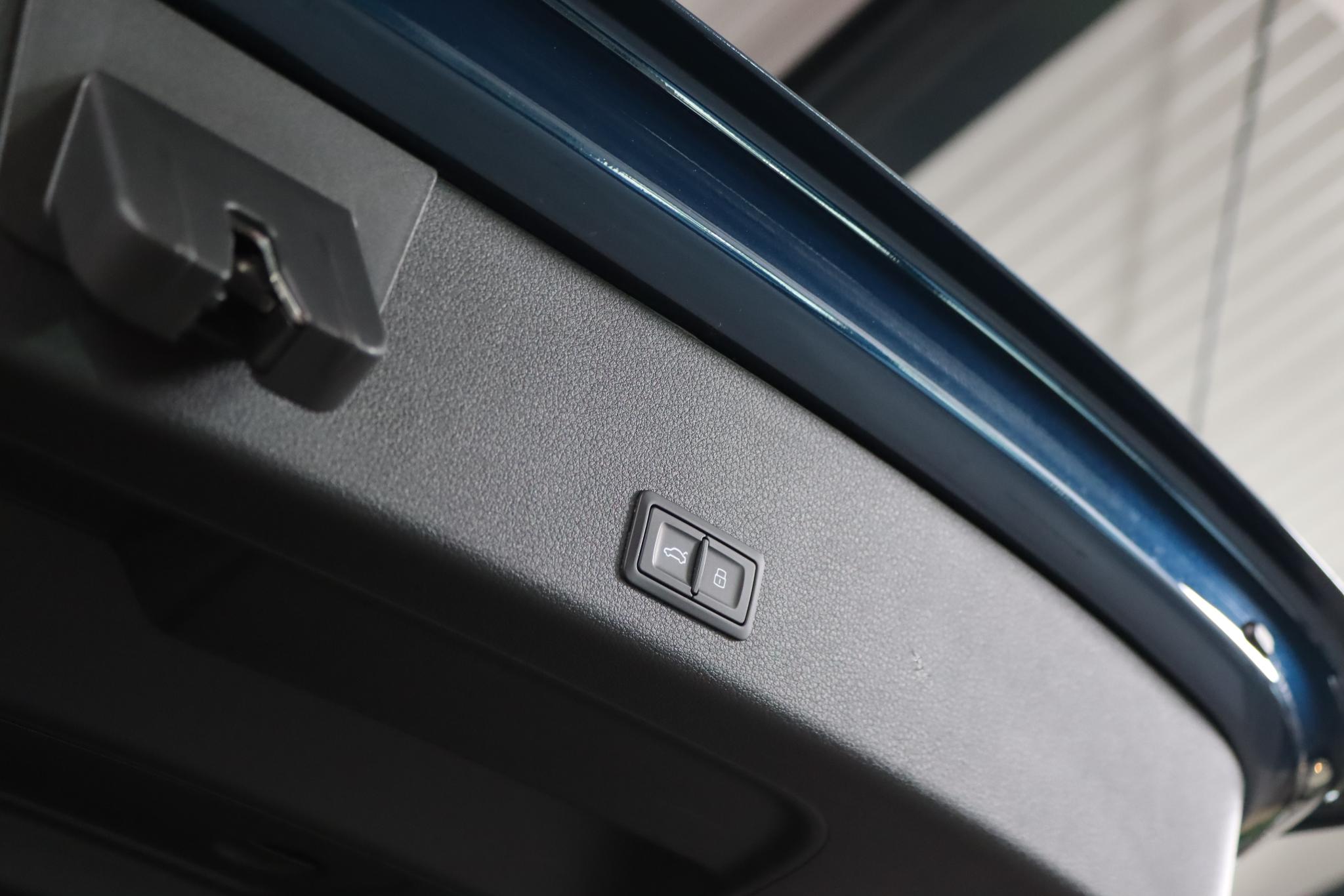 Foto van Audi E-tron