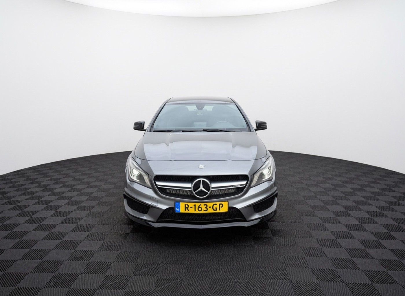 Foto van Mercedes-Benz AMG Cla 45