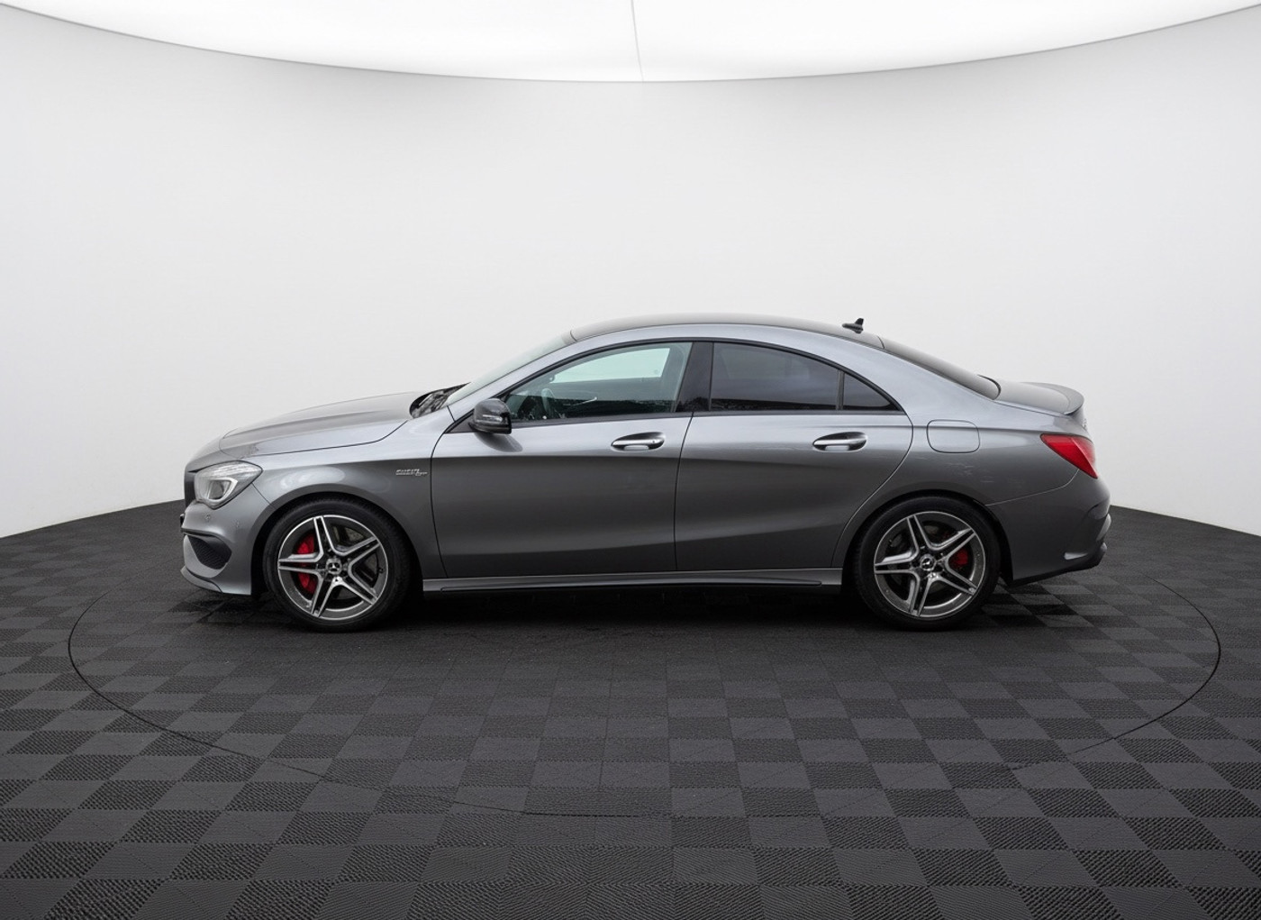 Foto van Mercedes-Benz AMG Cla 45