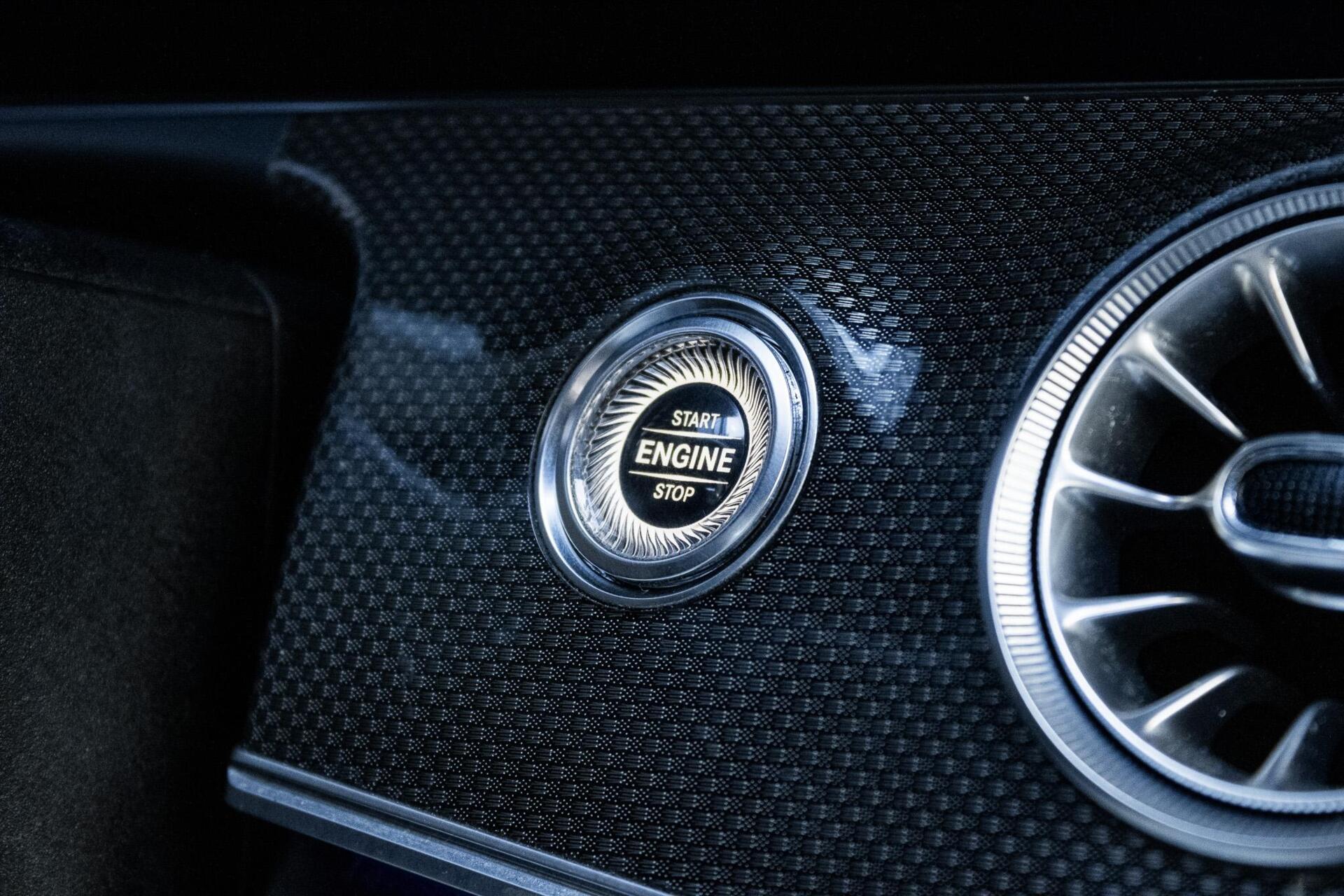 Foto van Mercedes-Benz E 300