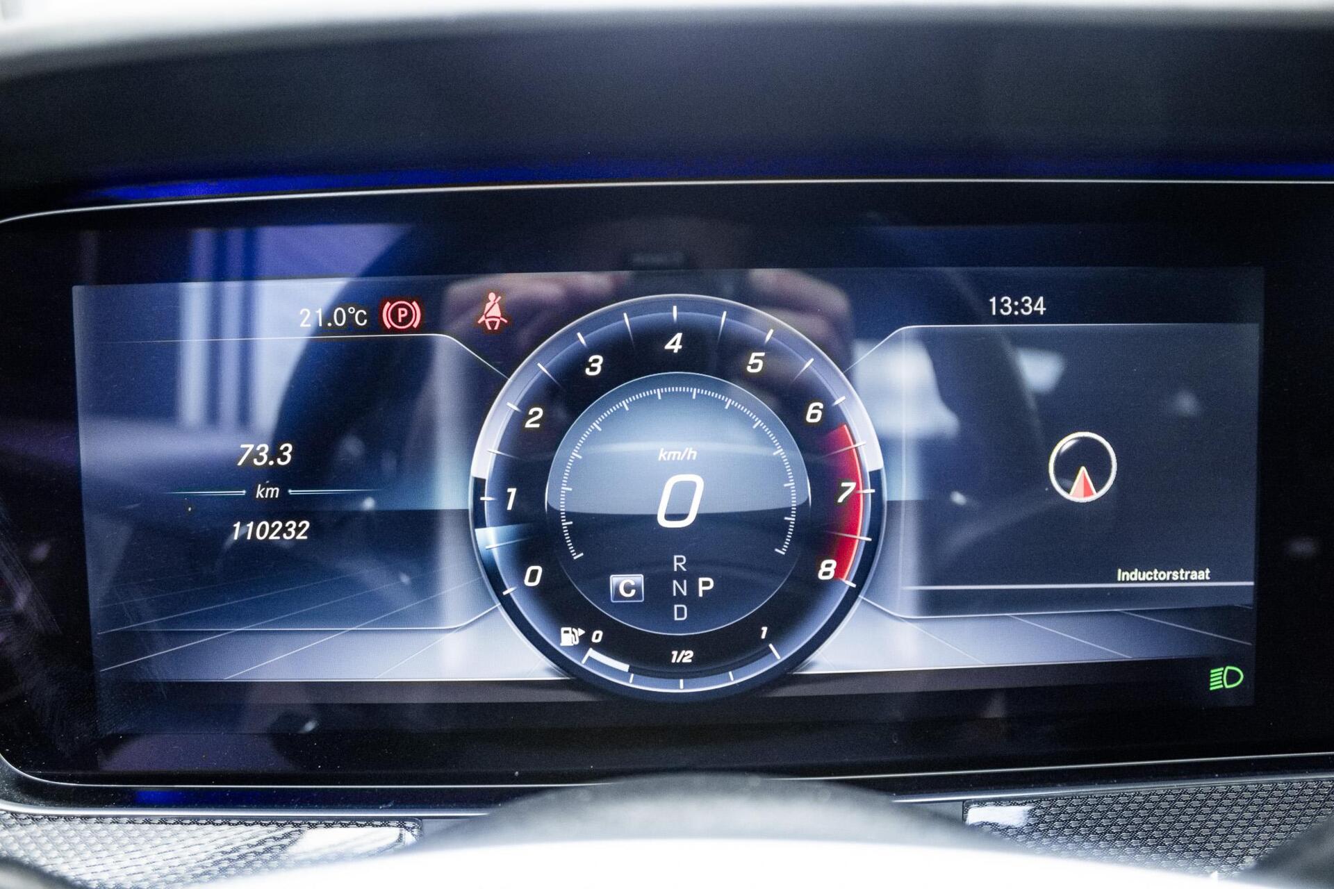 Foto van Mercedes-Benz E 300