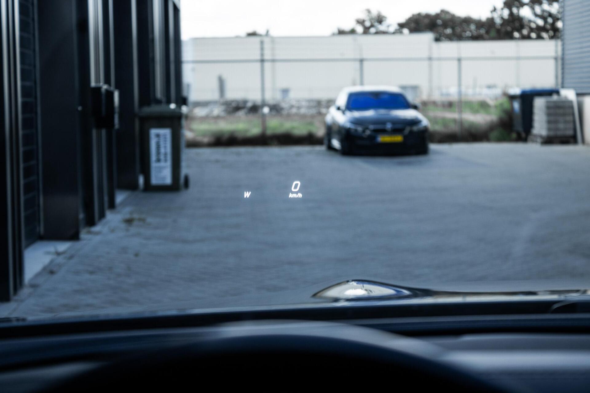 Foto van Mercedes-Benz E 300