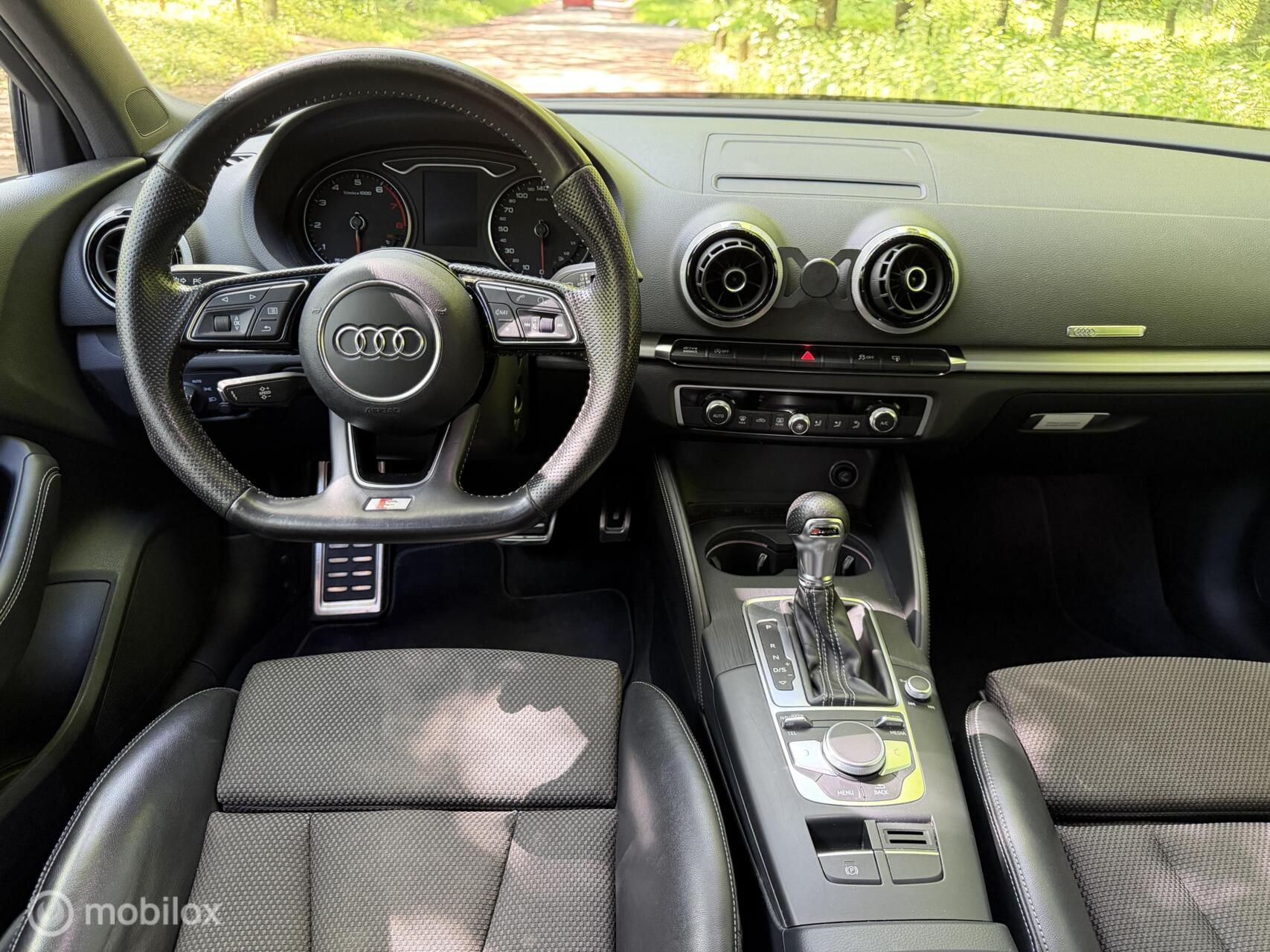 Foto van Audi A3 Limousine