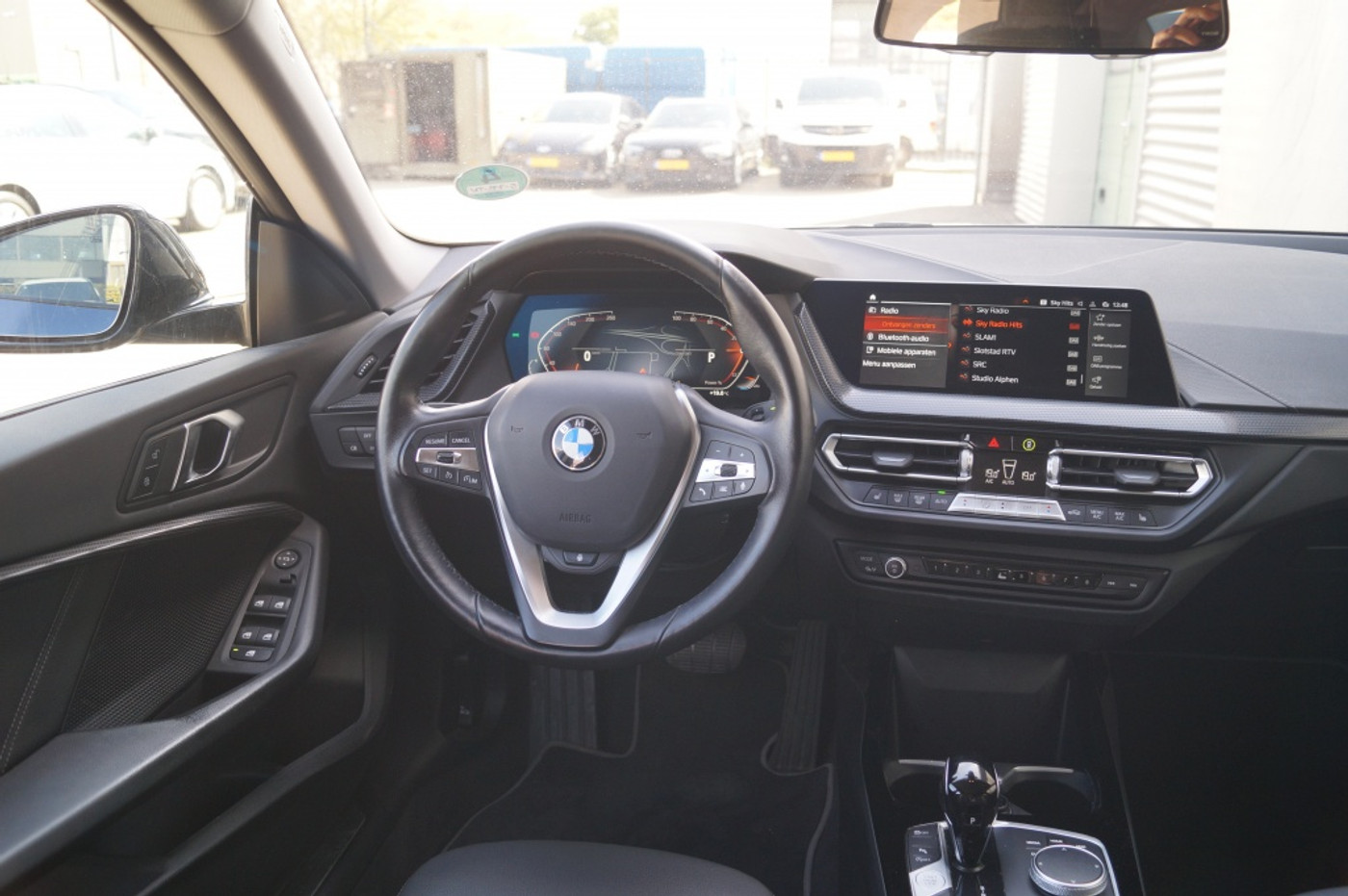 Foto van BMW 218i