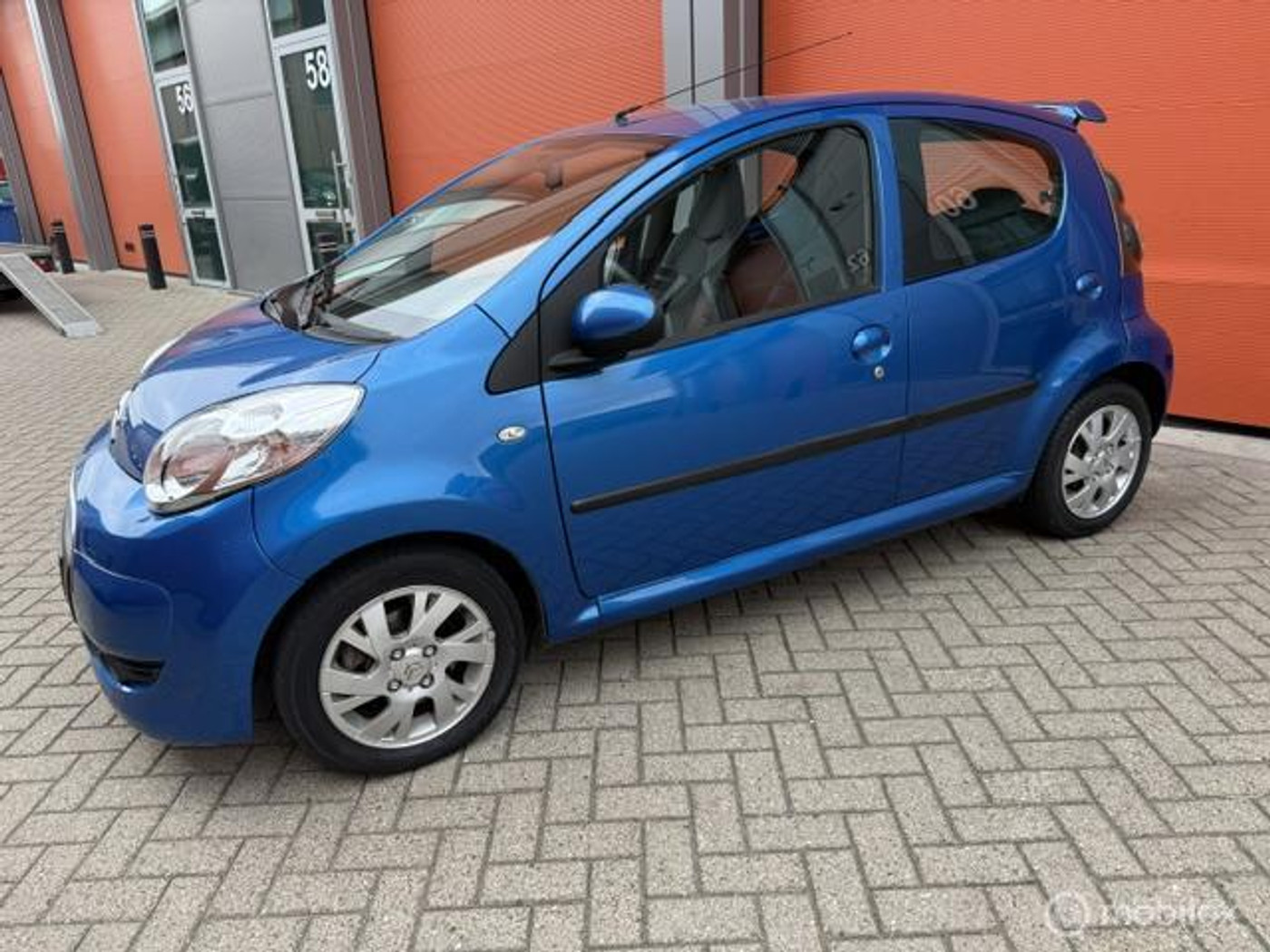 Citroen Citroen C1 1.0-12V Exclusive 5 DRS AUTOMAAT-KM NAP-AIRCO 2011 - voorkant