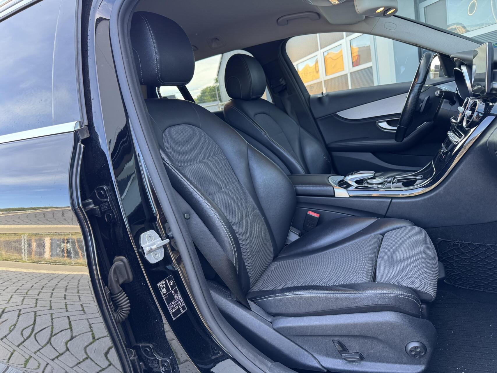 Foto van Mercedes-Benz C 200 Bluetec