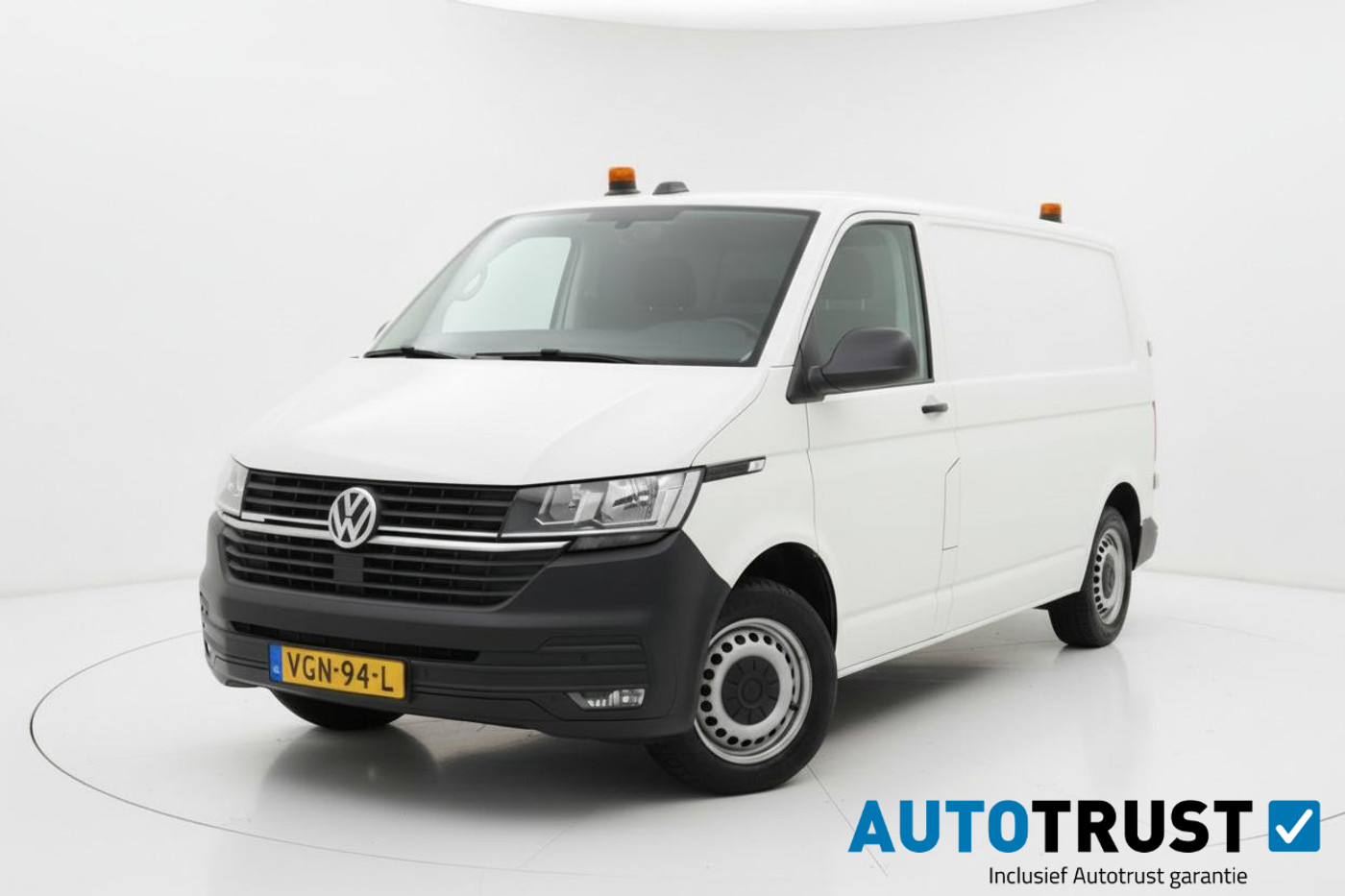 Volkswagen Transporter 2.0 TDI L2H1 4-Motion 230V KASTEN TREKHAAK 2020 - voorkant