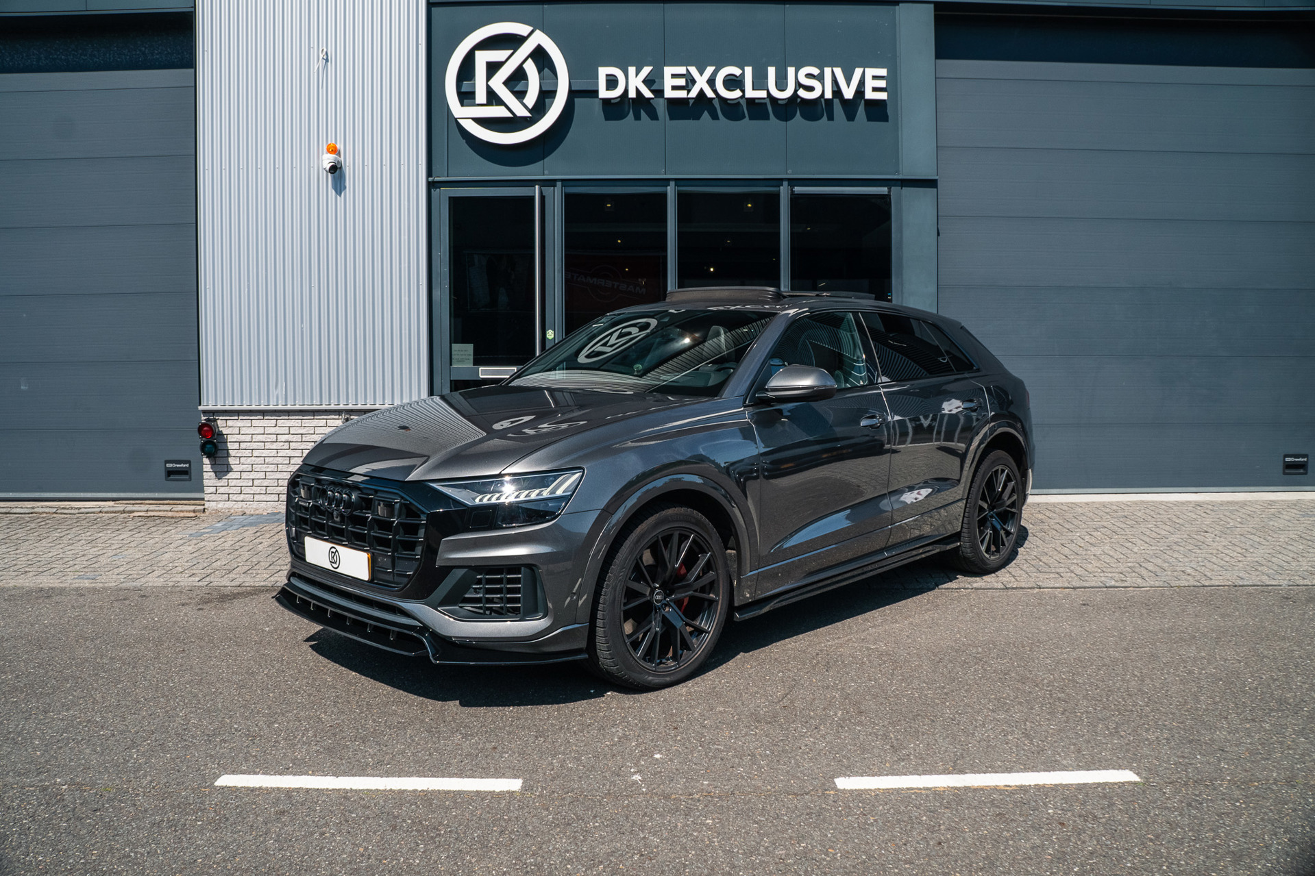 Foto van Audi Q8 55 TFSI E