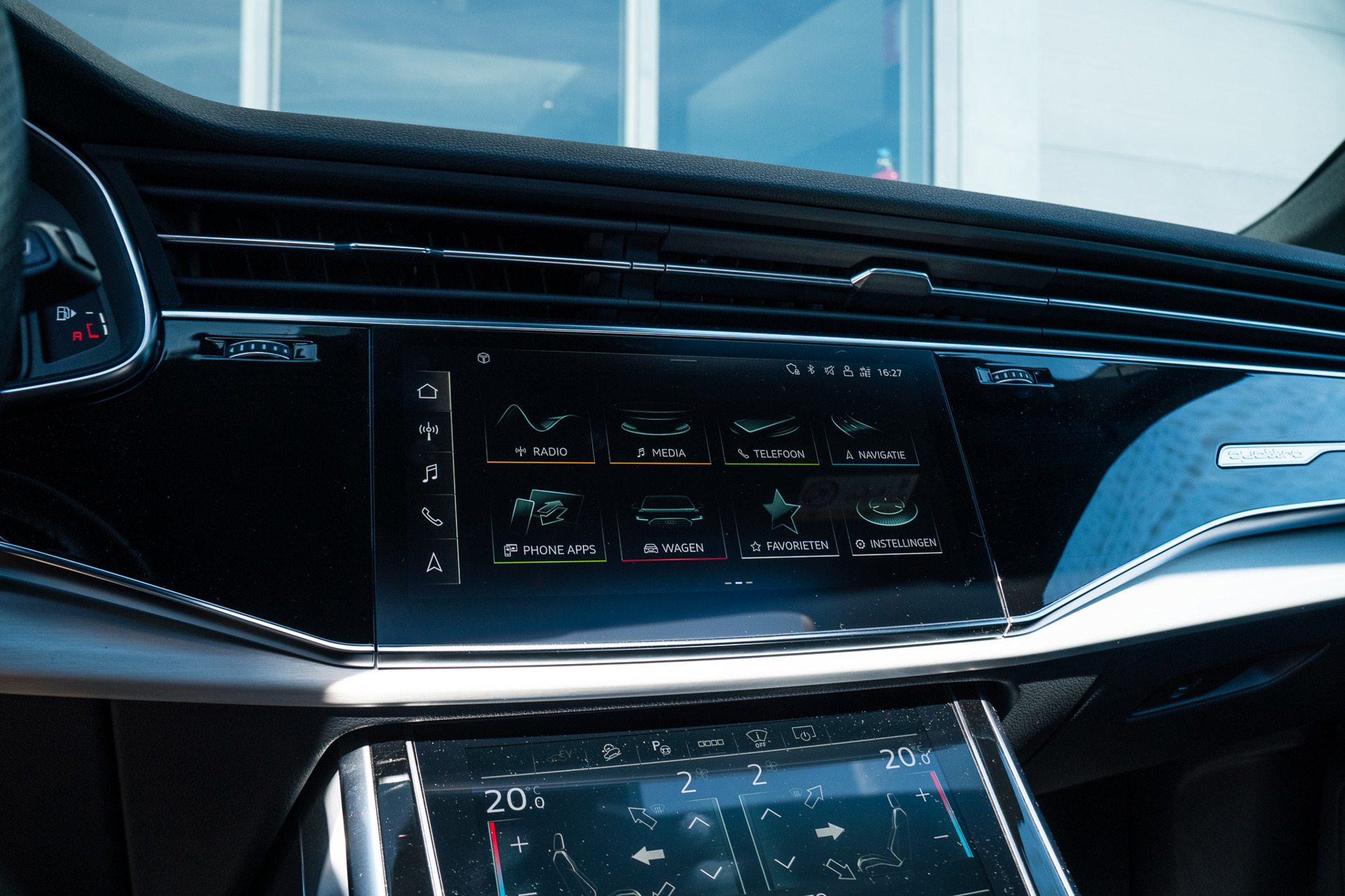 Foto van Audi Q8 55 TFSI E