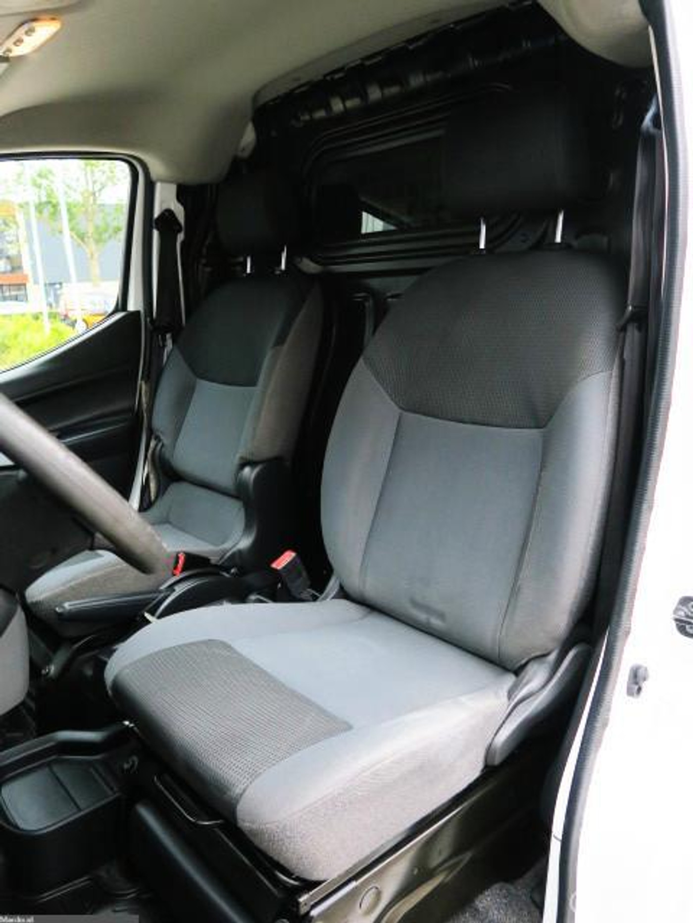Foto van Nissan Nissan E-nv200