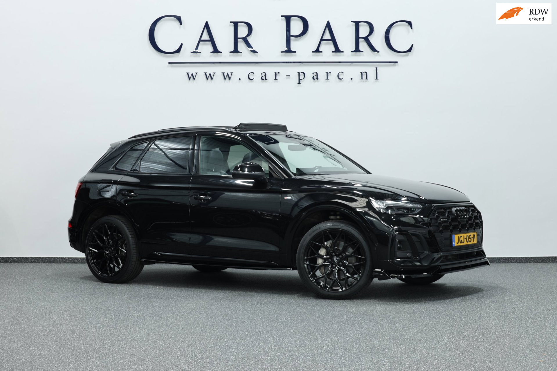 Audi Q5 50 TFSI e S edition|PANO|360|VIRTUAL|TREKHAAK|S-LINE 2024 - voorkant