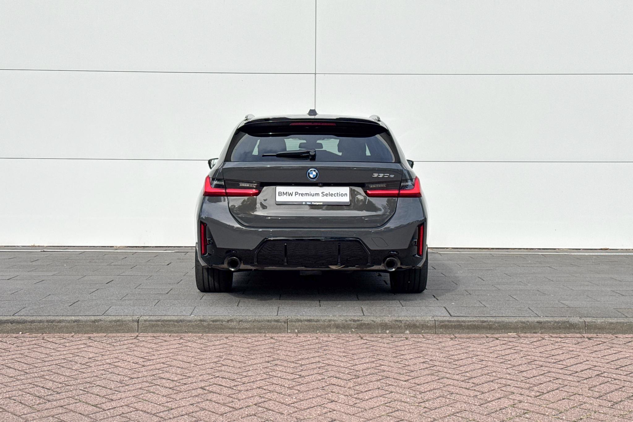 Foto van BMW 330e