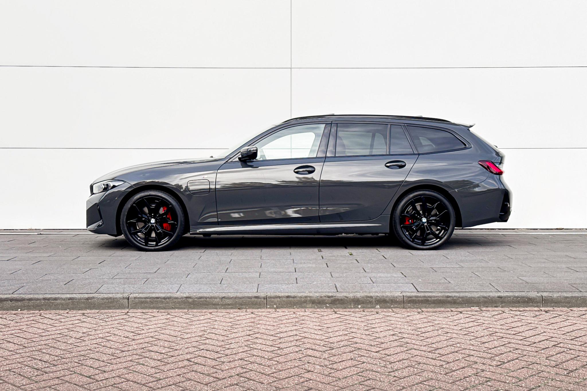 Foto van BMW 330e