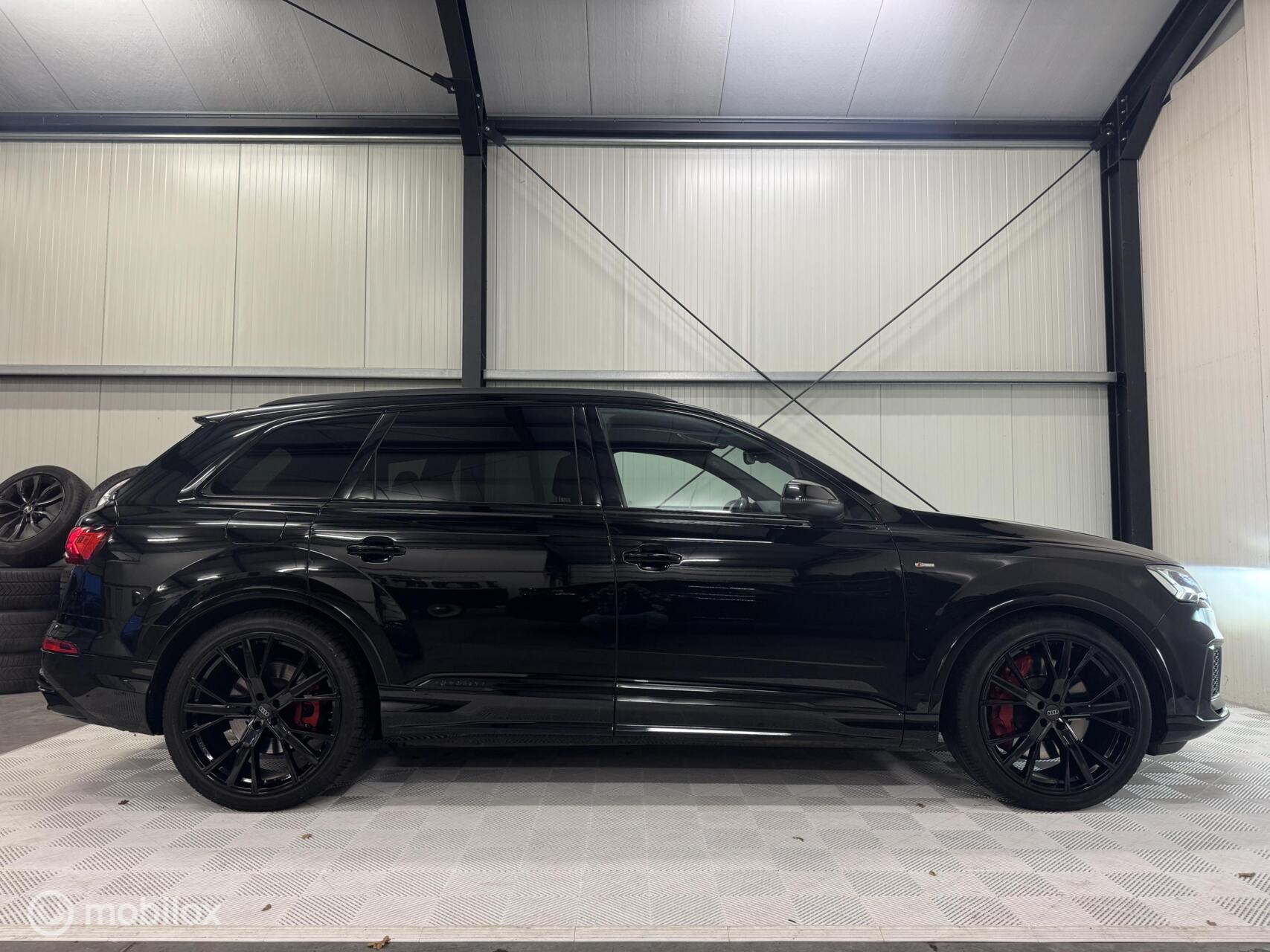 Foto van Audi Q7 60 TFSI E