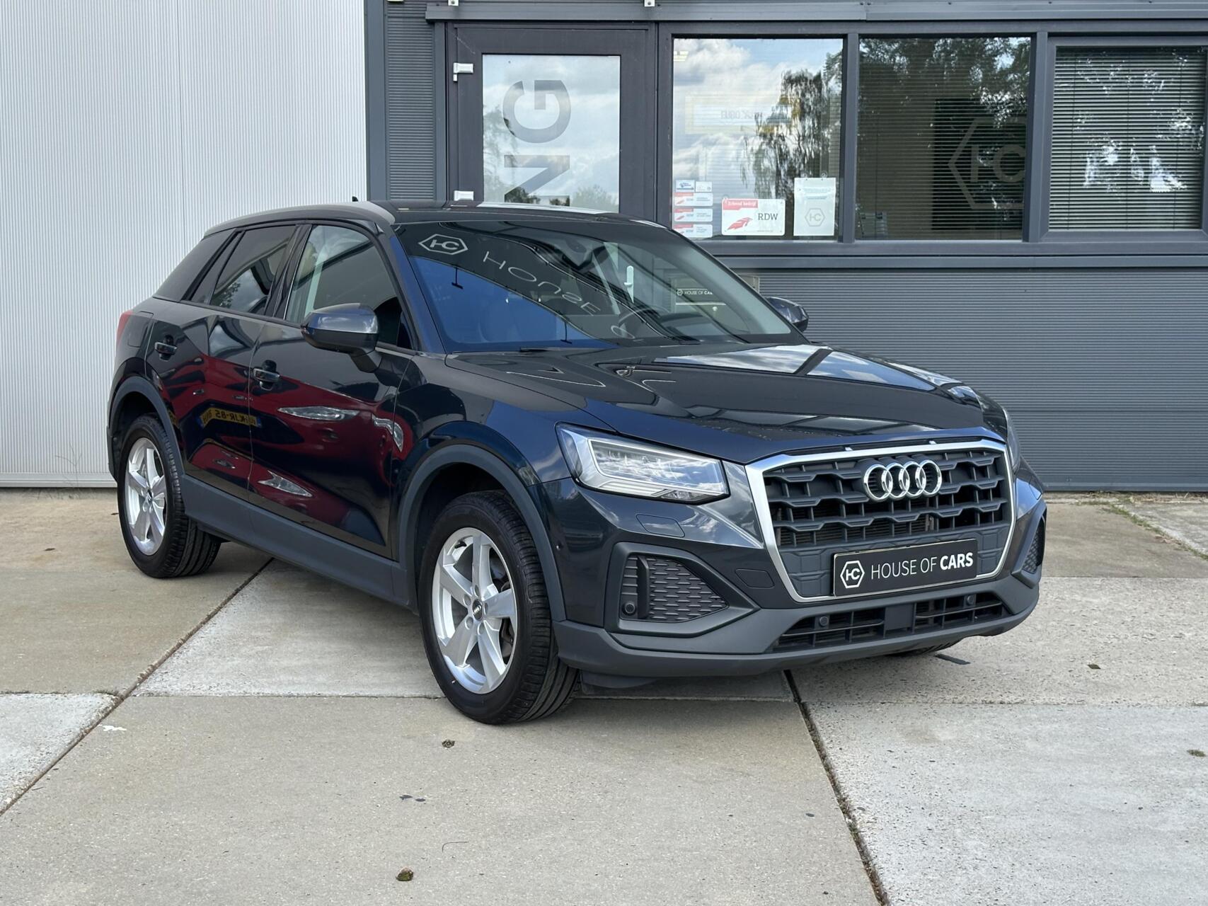 Audi Q2 30 TFSI Advanced edition Adaptive CarPlay Camera 2022 - voorkant