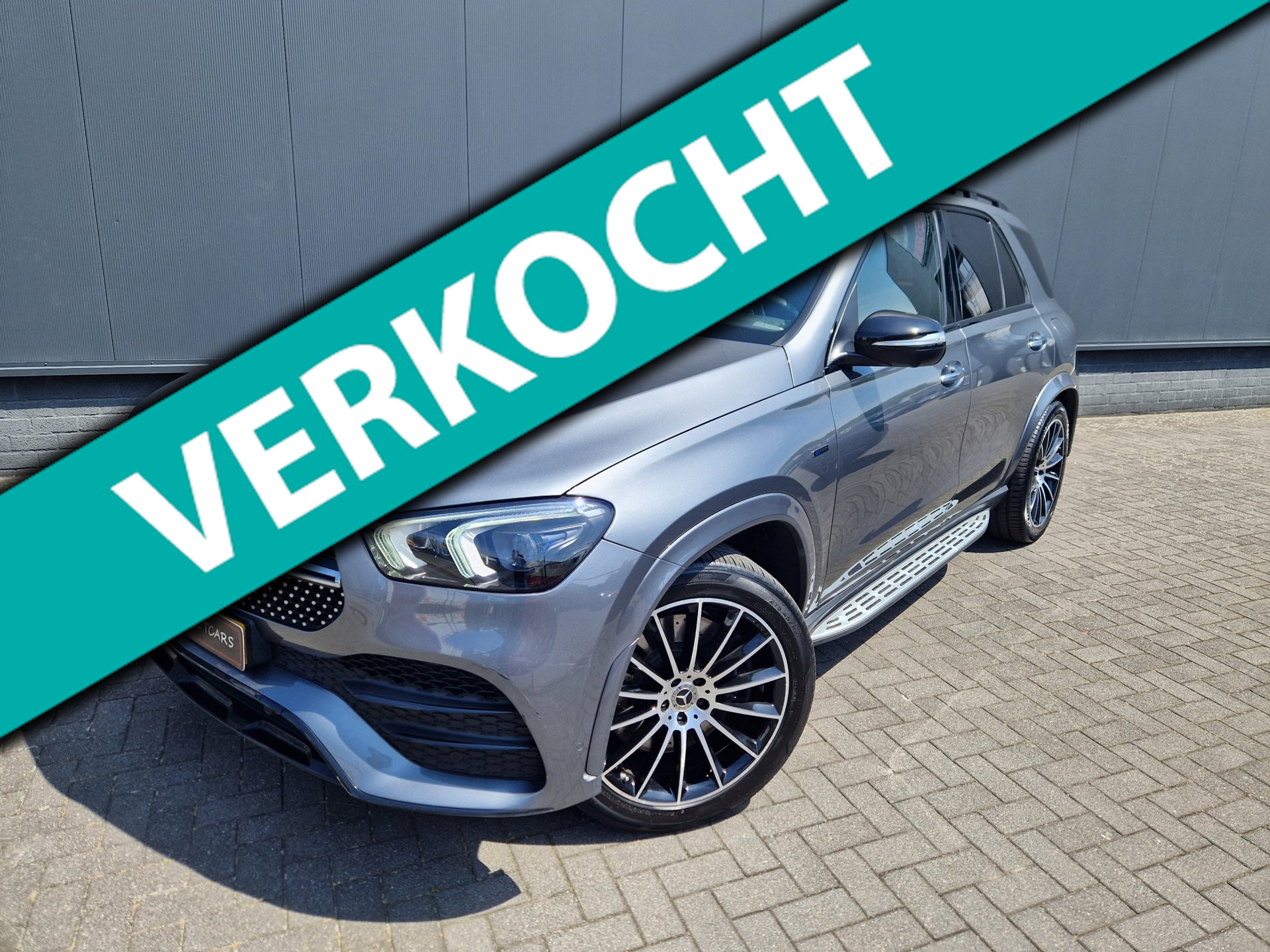 Mercedes-Benz Gle-klasse 350 de 4MATIC AMG /Pano /Luchtvering /Trekhaak 2020 - voorkant