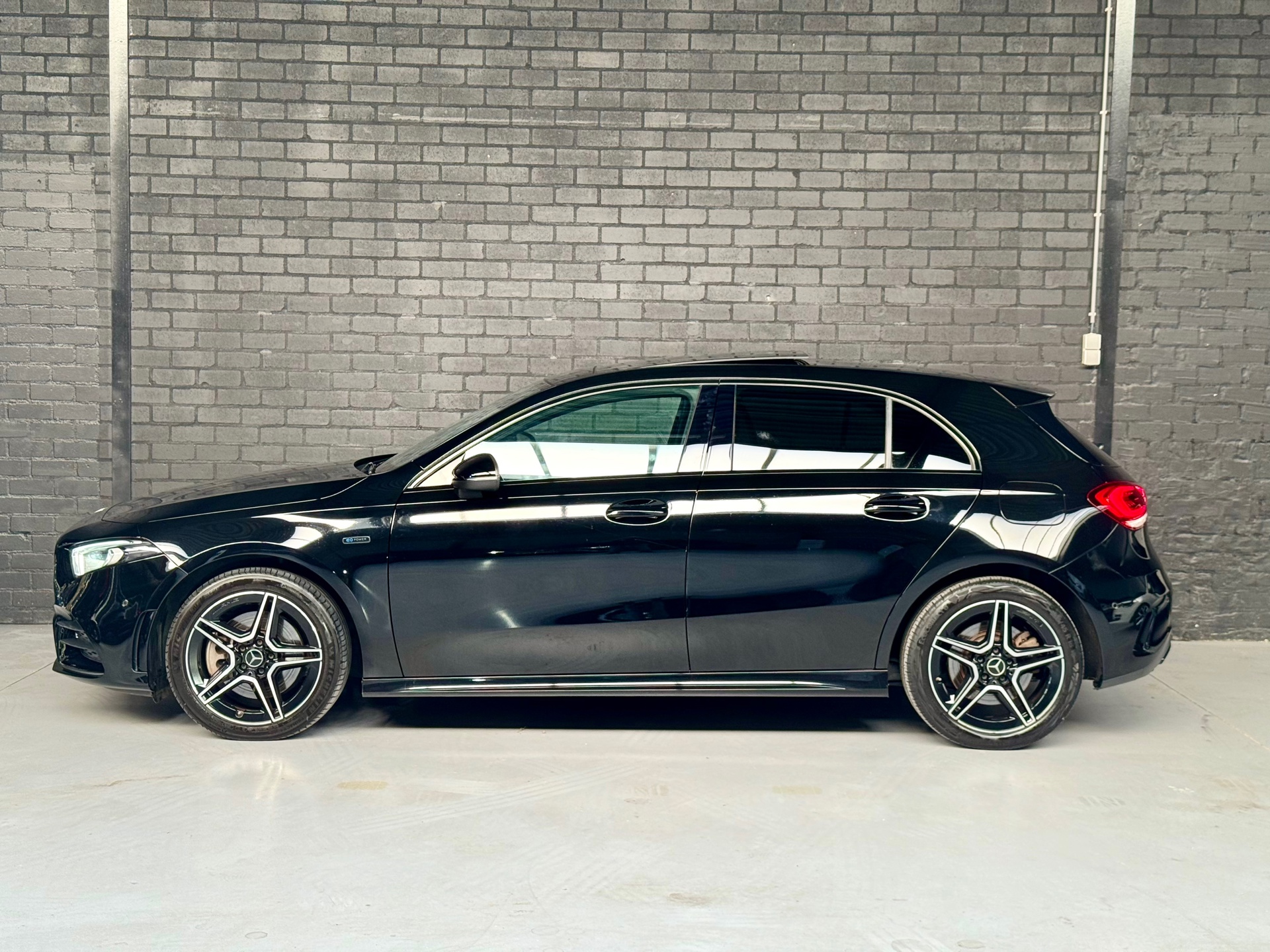 Foto van Mercedes-Benz A 250 E