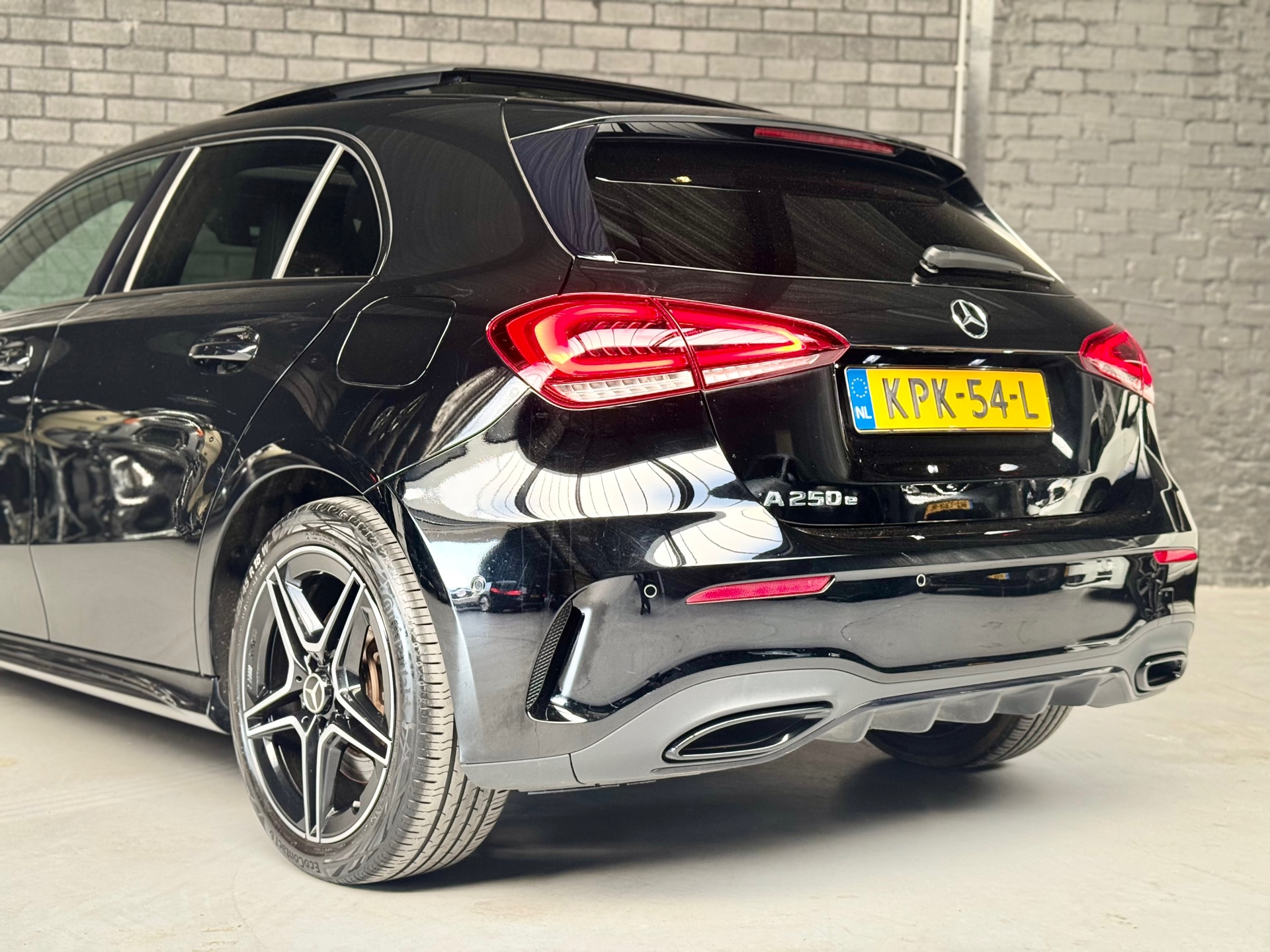 Foto van Mercedes-Benz A 250 E