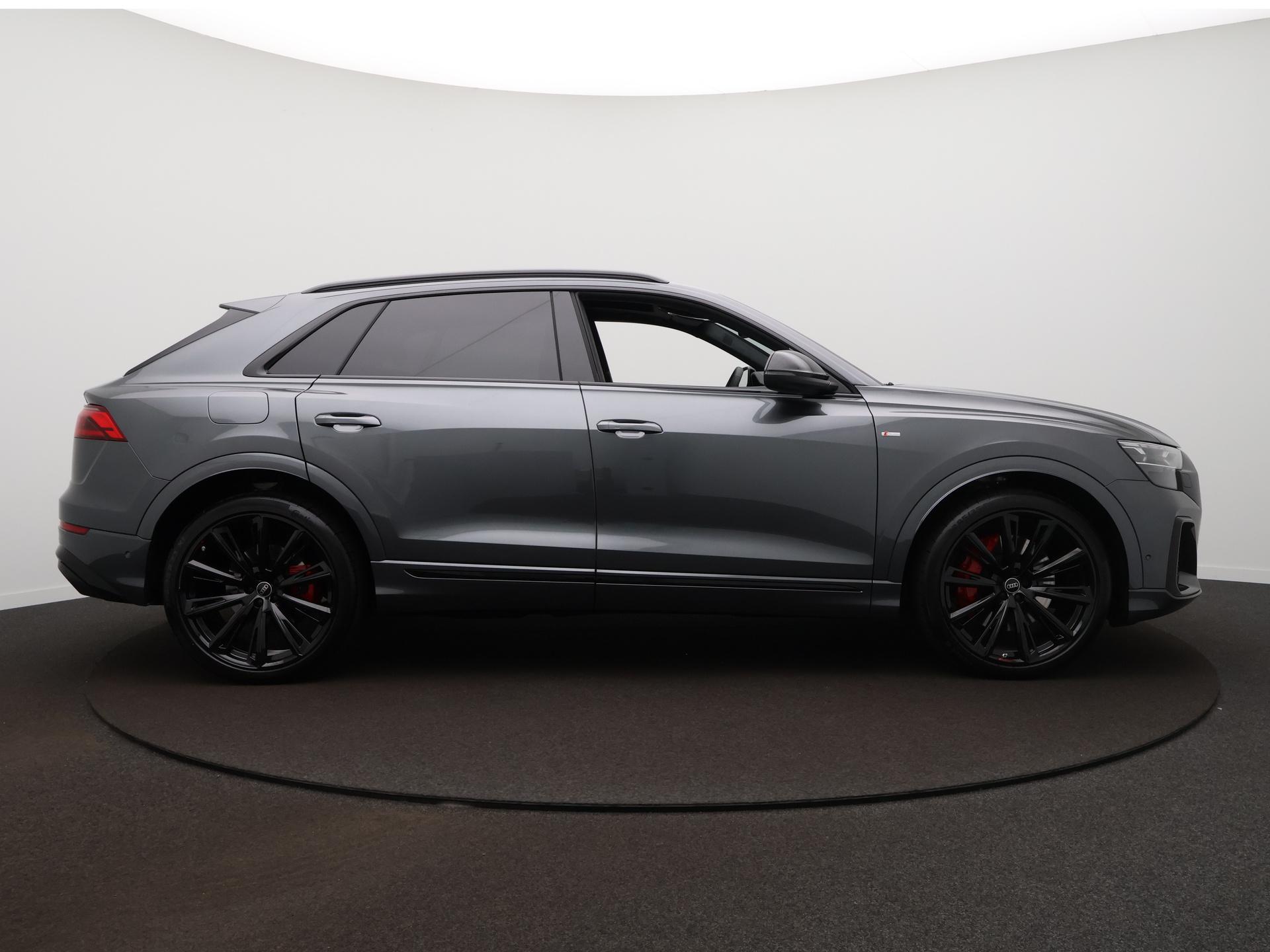 Foto van Audi Q8 60 TFSI E