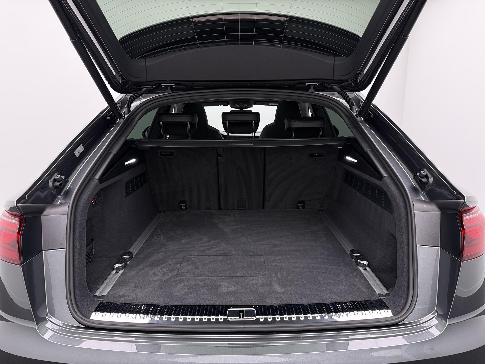 Foto van Audi Q8 60 TFSI E