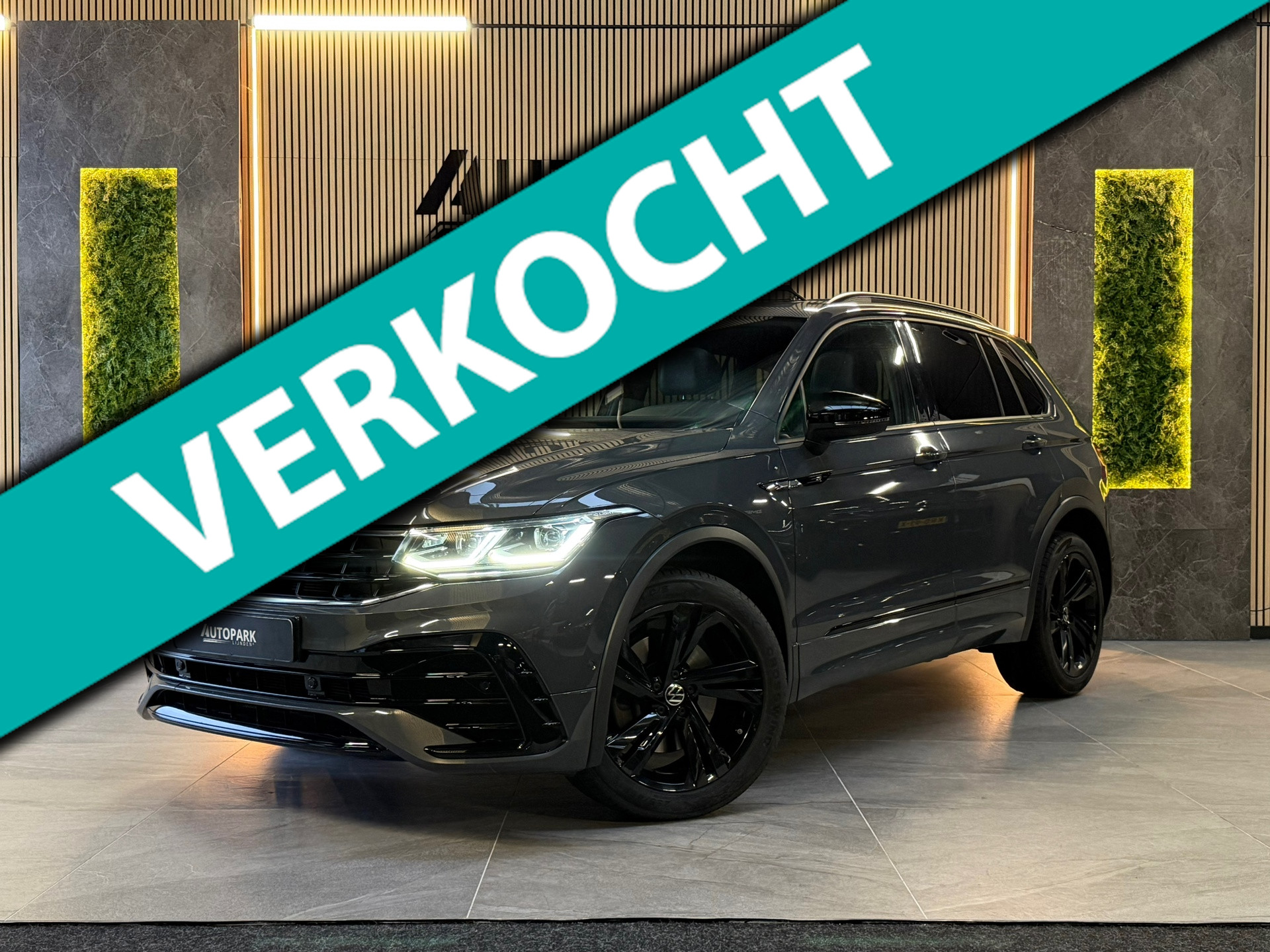 Volkswagen Tiguan 2.0 TSI 4Motion 3X R-LINE |PANO|IQ LIGHTS|ACC|LANE ASSIST|CARPLAY|TREKHAAK|SFEERVERLICHTING|DEALER ONDERHOUDEN| 2021 - voorkant