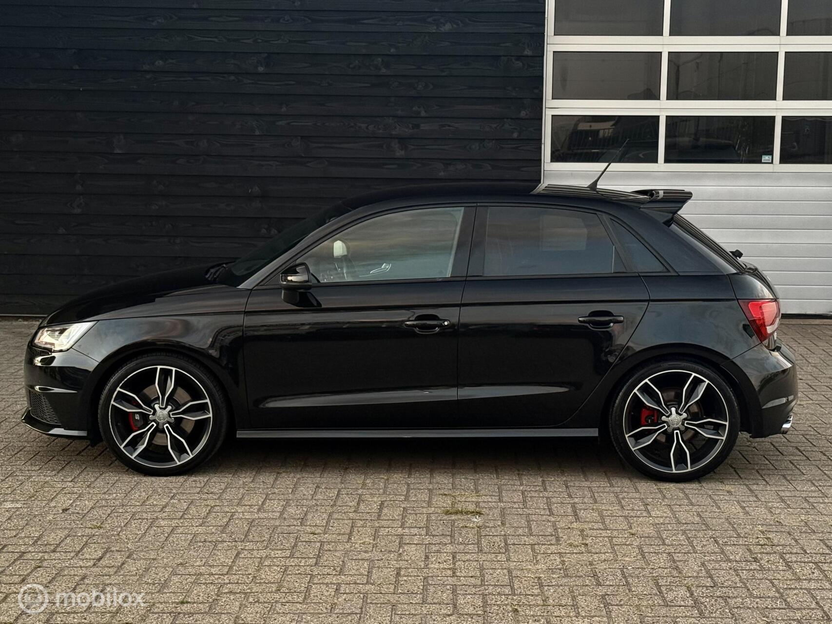 Foto van Audi S1 Sportback