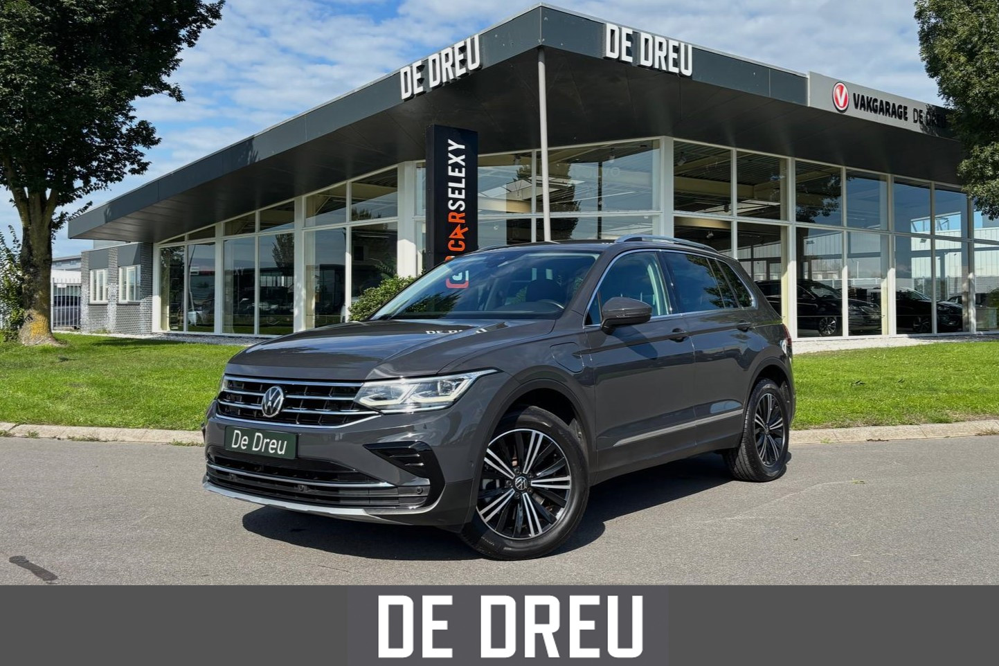 Volkswagen Tiguan 1.4 TSI eHybrid 245pk Elegance | MATRIX | KEYLESS | ADAPTIVE | CAMERA 2021 - voorkant