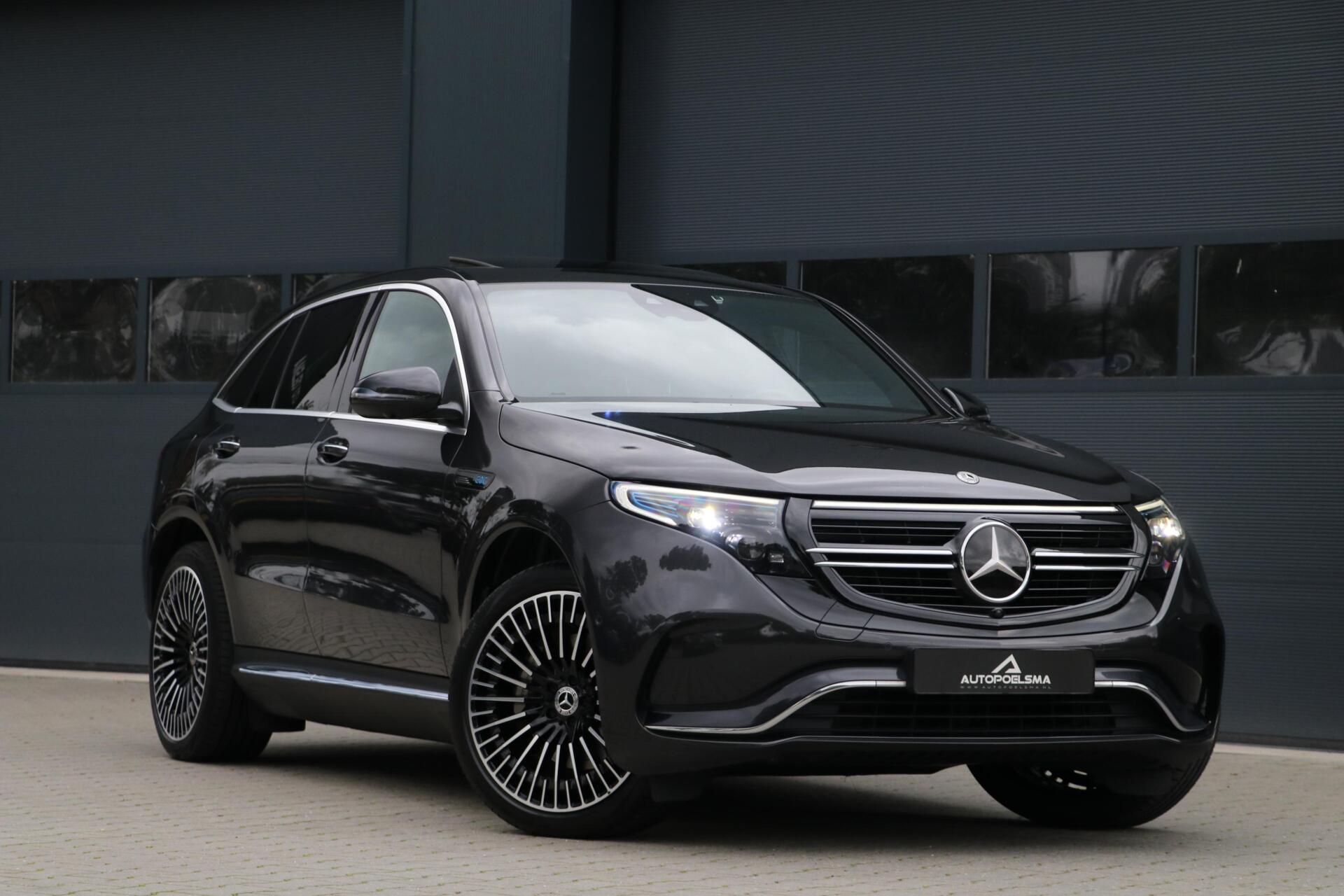 Mercedes-Benz Eqc 400 4Matic 400 4MATIC AMG 80kWh 409PK AdaptiveCruise Trekhaak Sfeerverlicht MemoryZetels leder 360View Schuifdak 21'Inch PrivacyGlass 139000KM BJ2022 2022 - voorkant