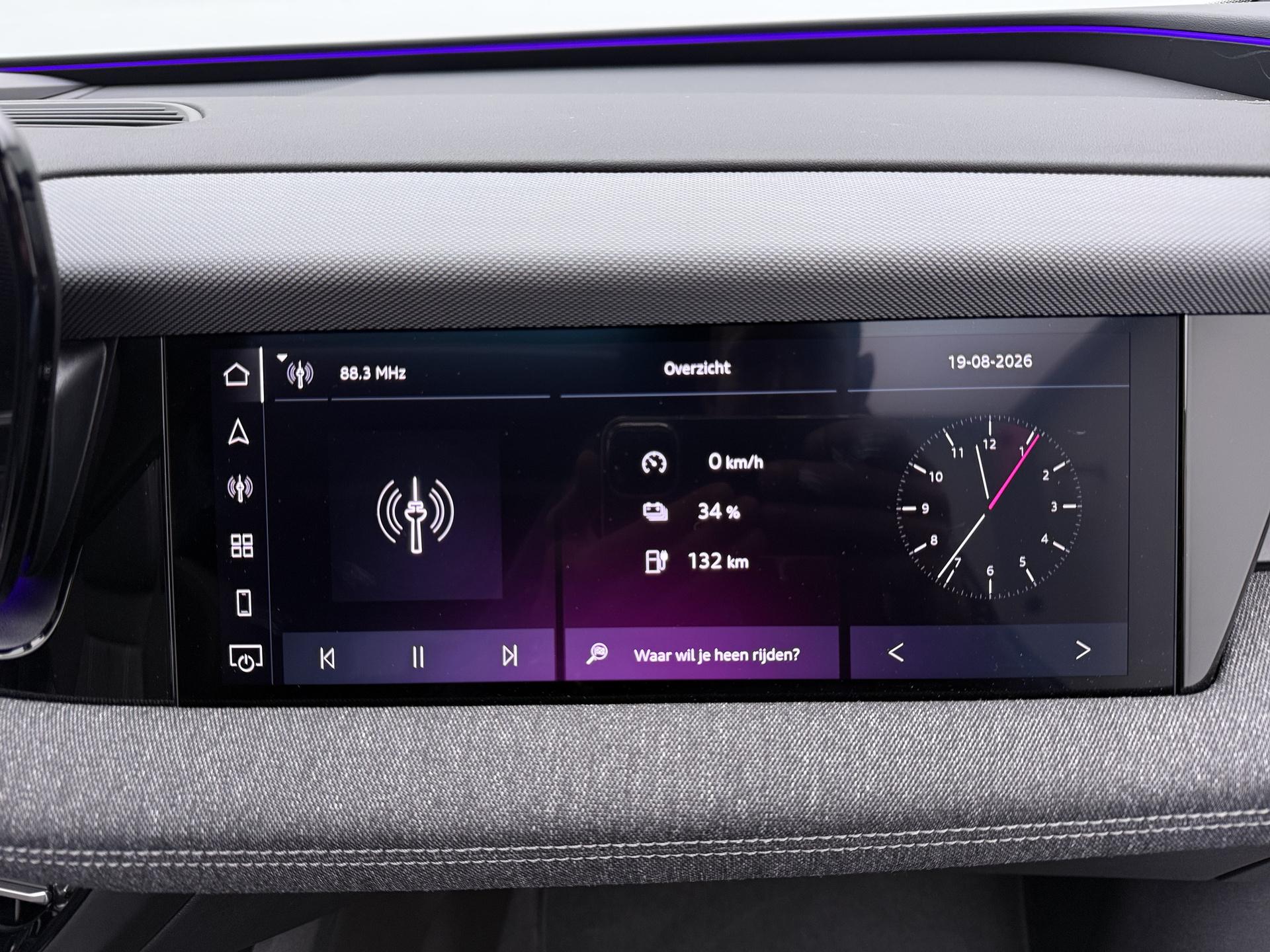 Foto van Audi Q6 Suv E-tron Quattro