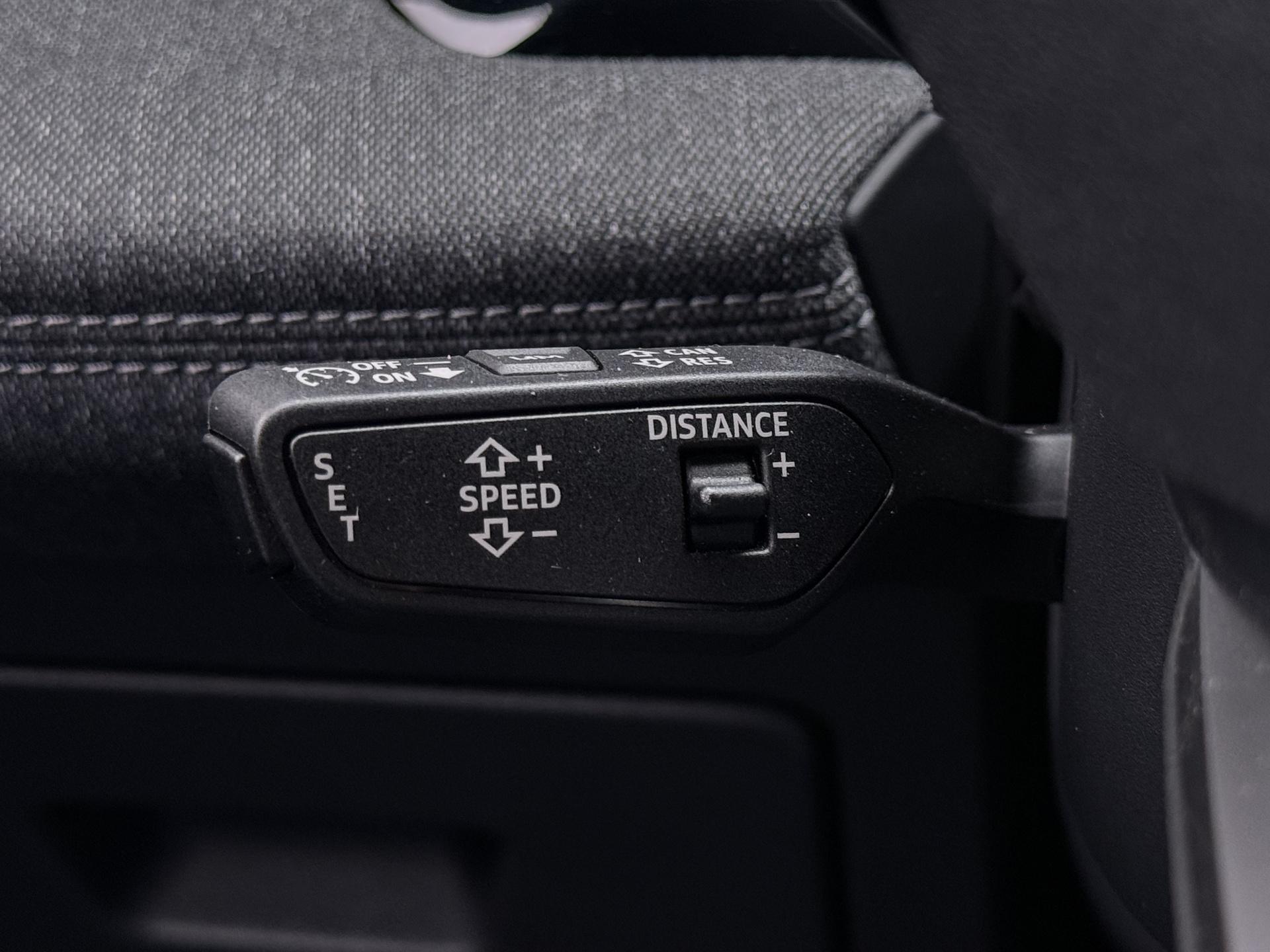 Foto van Audi Q6 Suv E-tron Quattro