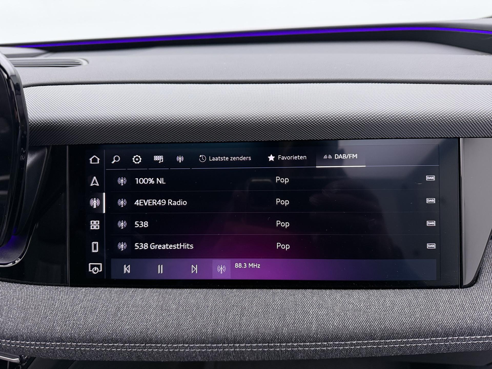 Foto van Audi Q6 Suv E-tron Quattro