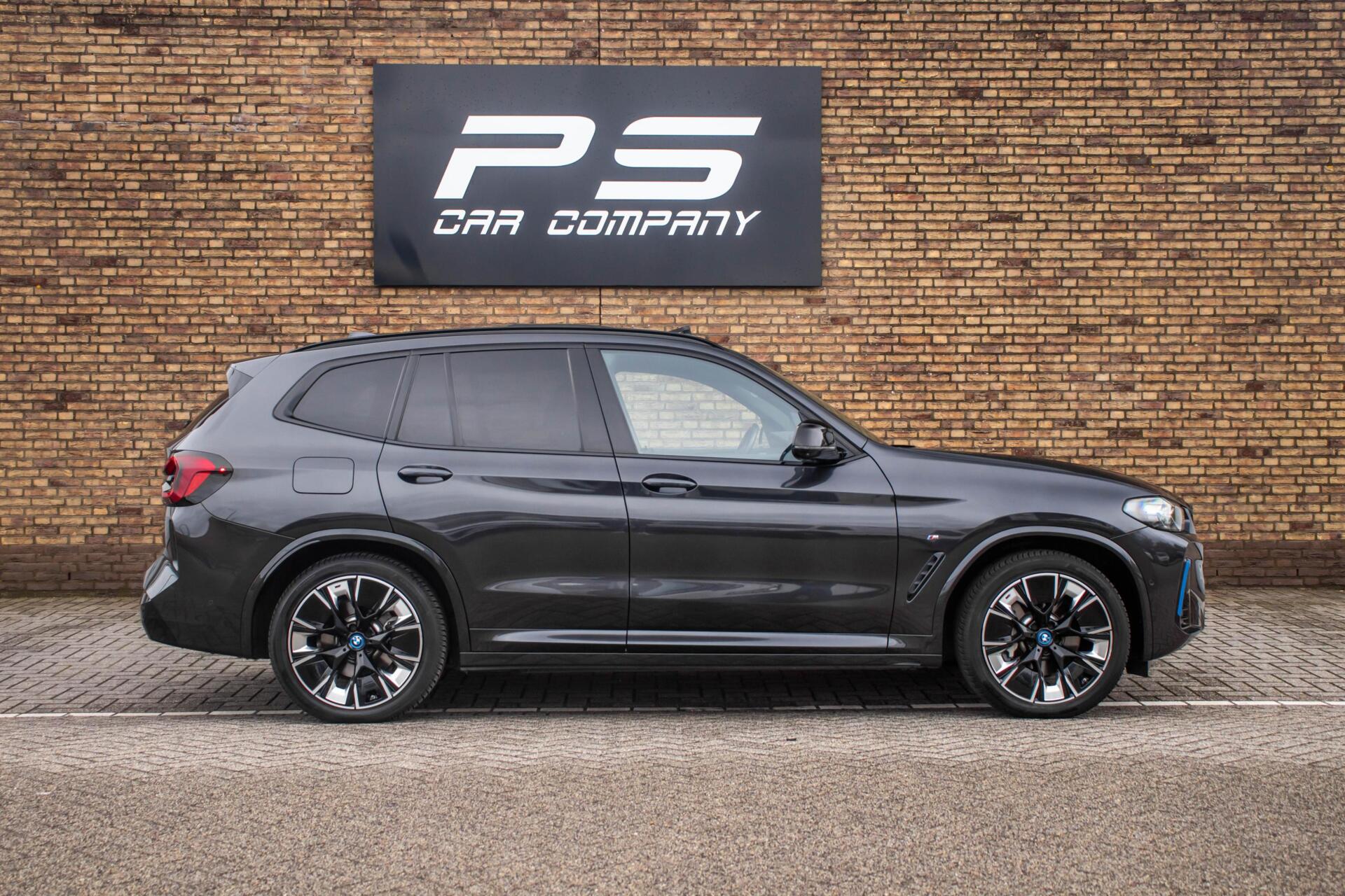 Foto van BMW Ix3