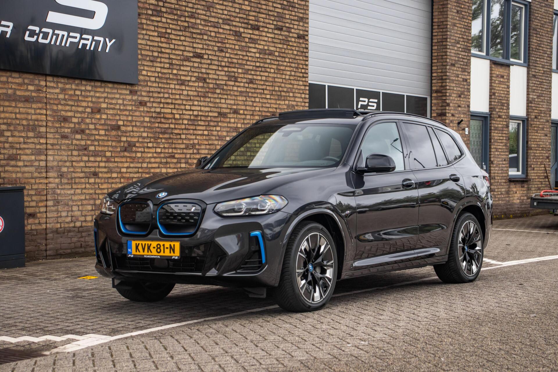 Foto van BMW Ix3