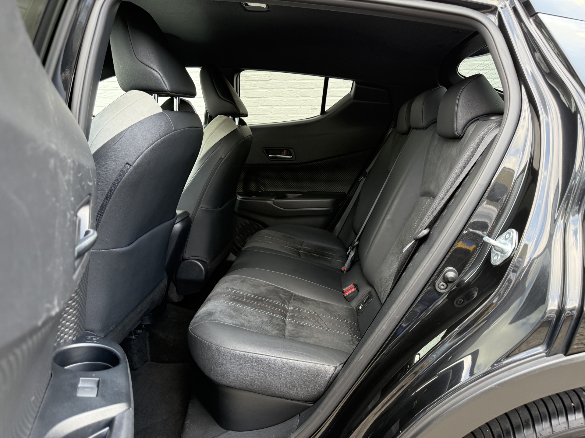 Foto van Toyota C-hr