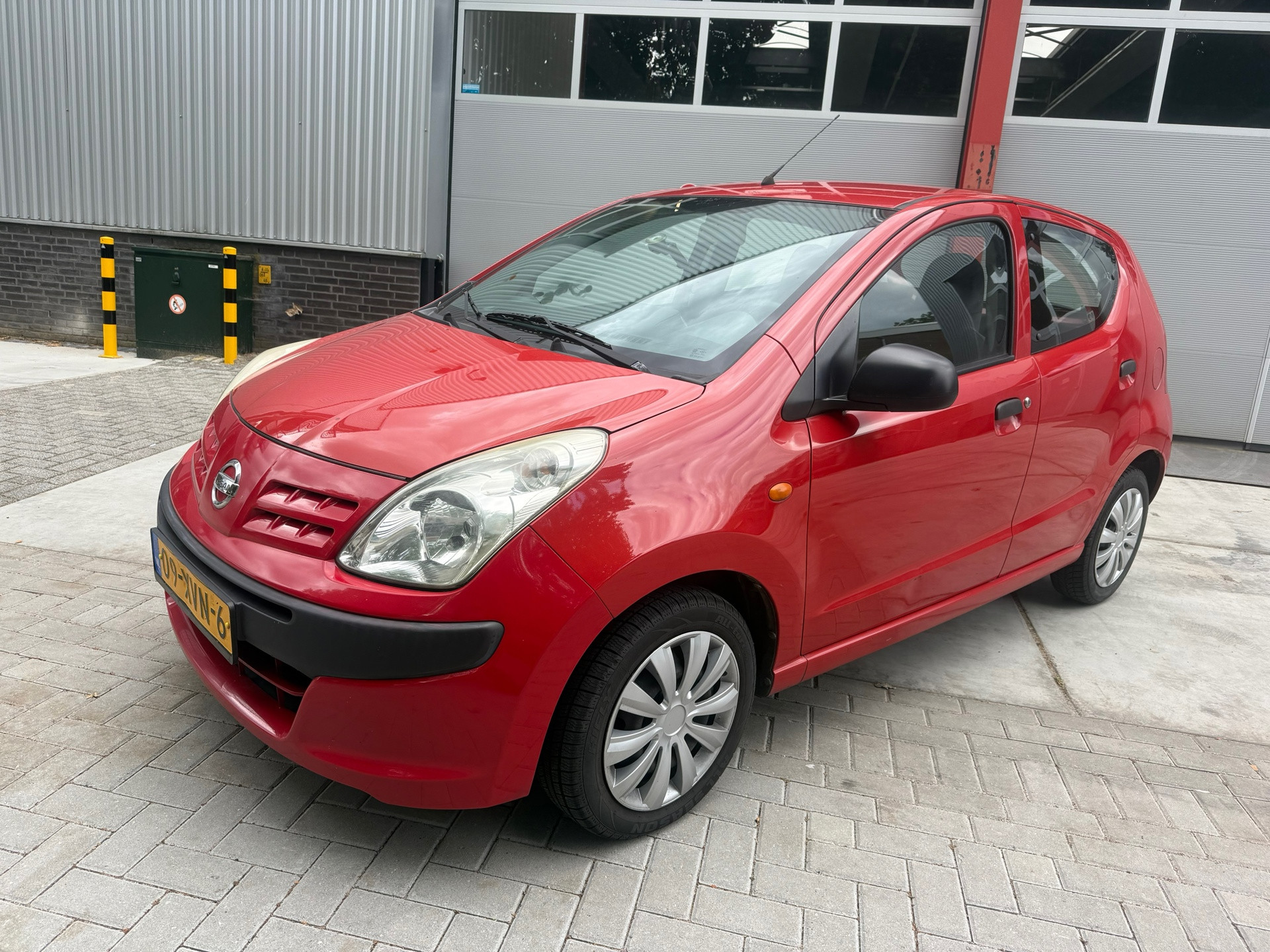 Nissan Nissan Pixo 1.0 Visia 2012 - voorkant