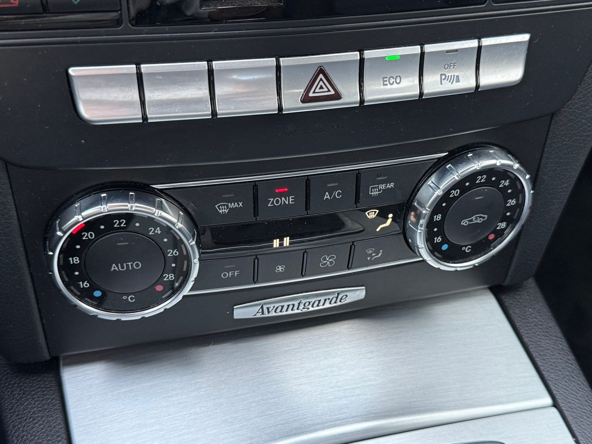 Foto van Mercedes-Benz C 180