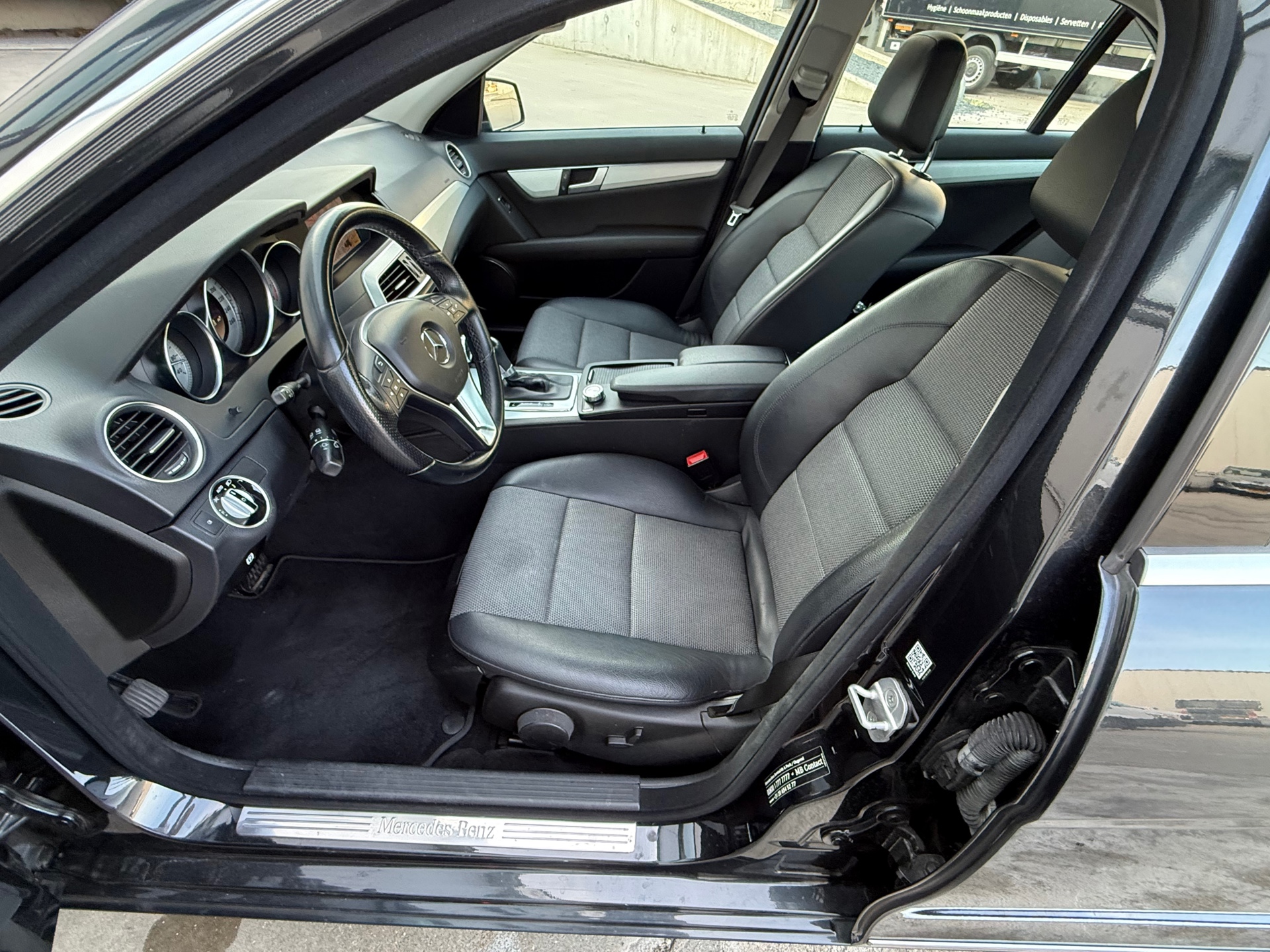Foto van Mercedes-Benz C 180