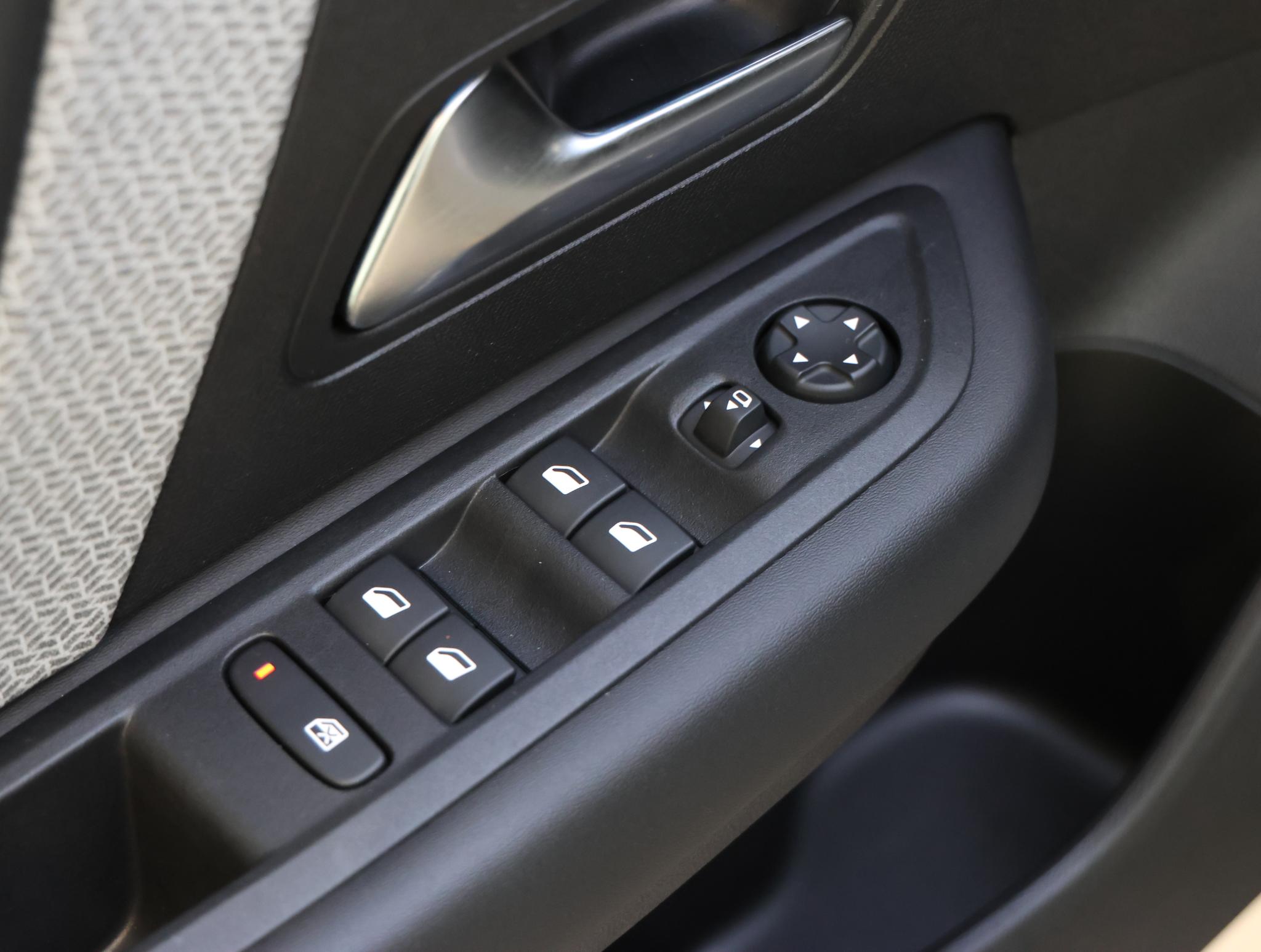 Foto van Citroen E-c4