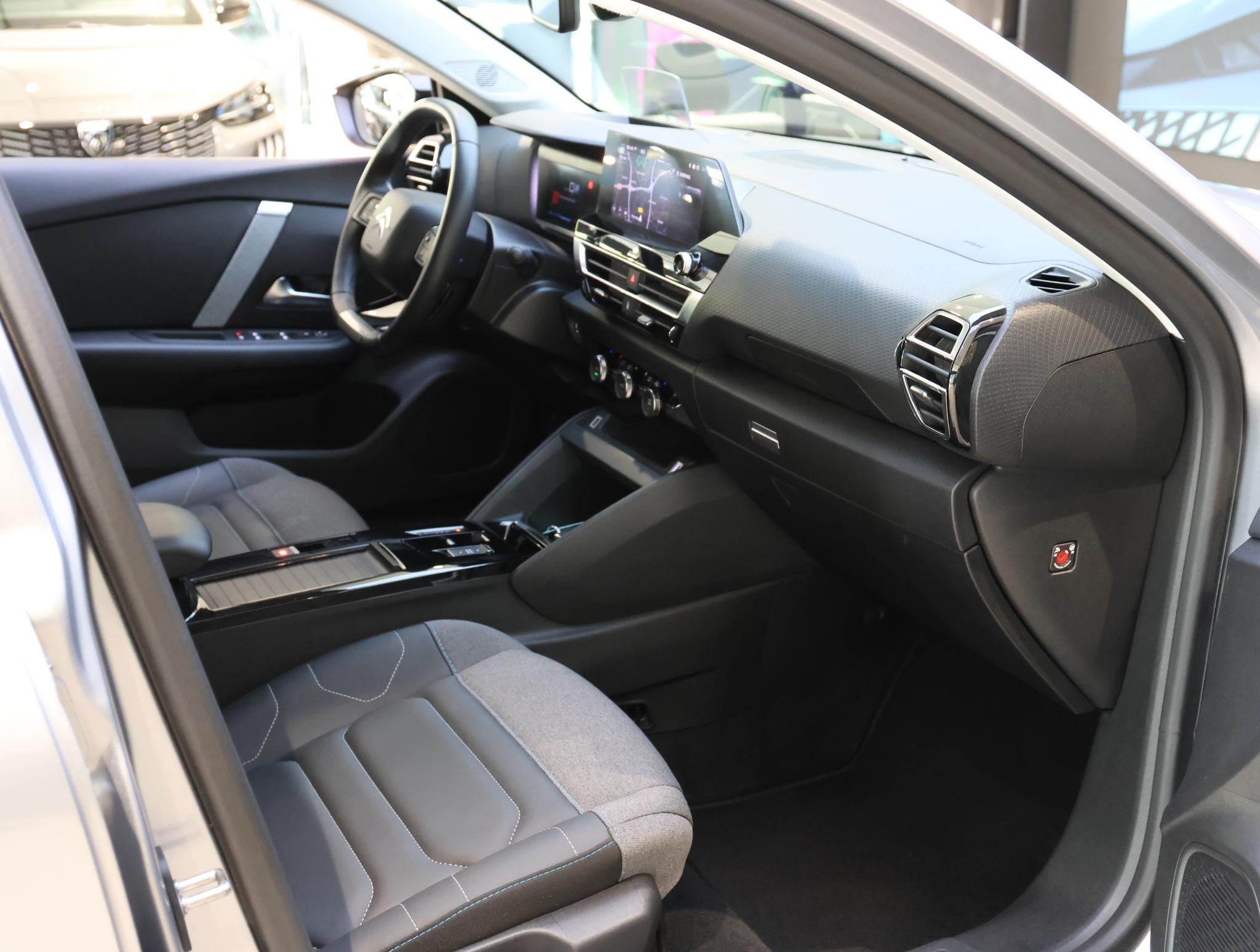 Foto van Citroen E-c4