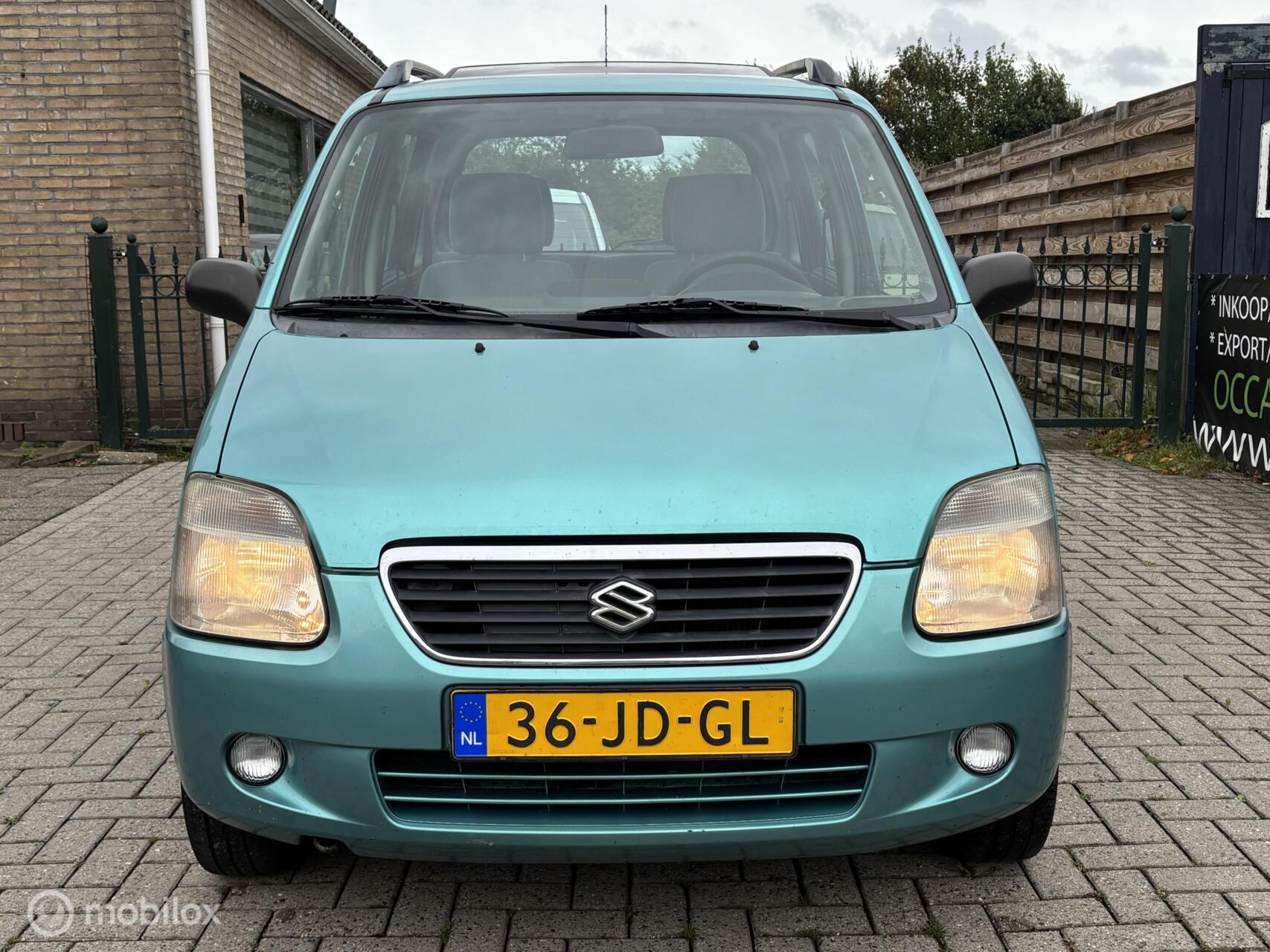 Foto van Suzuki Wagon R