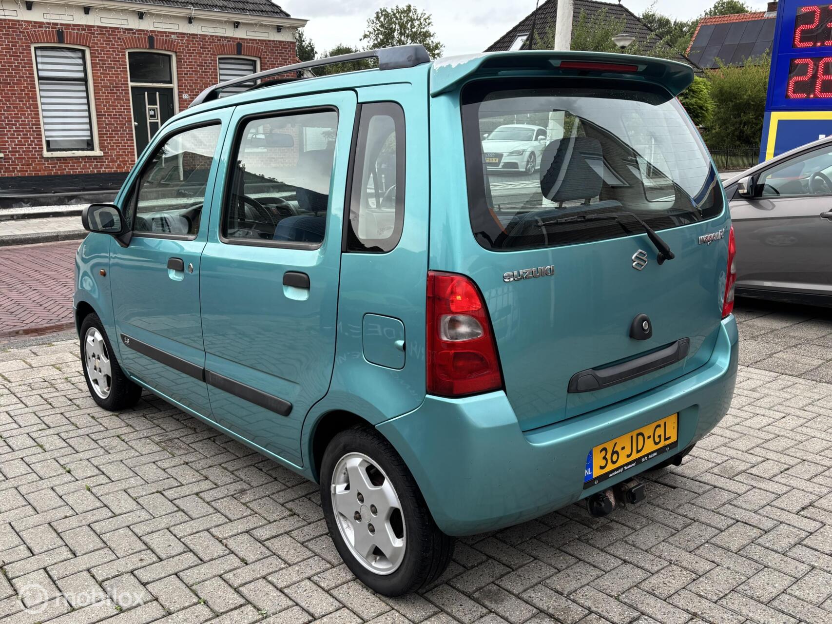 Foto van Suzuki Wagon R