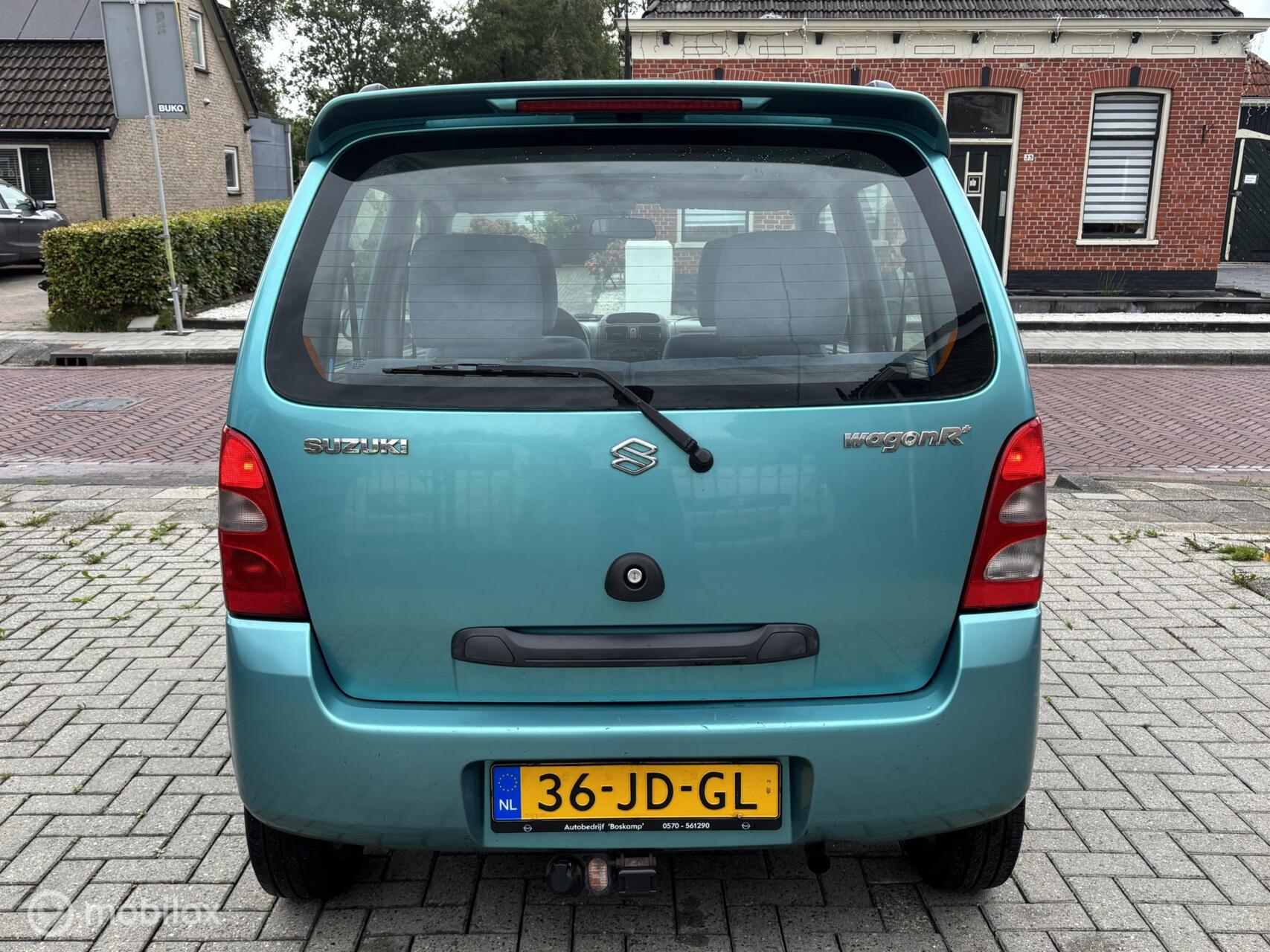 Foto van Suzuki Wagon R