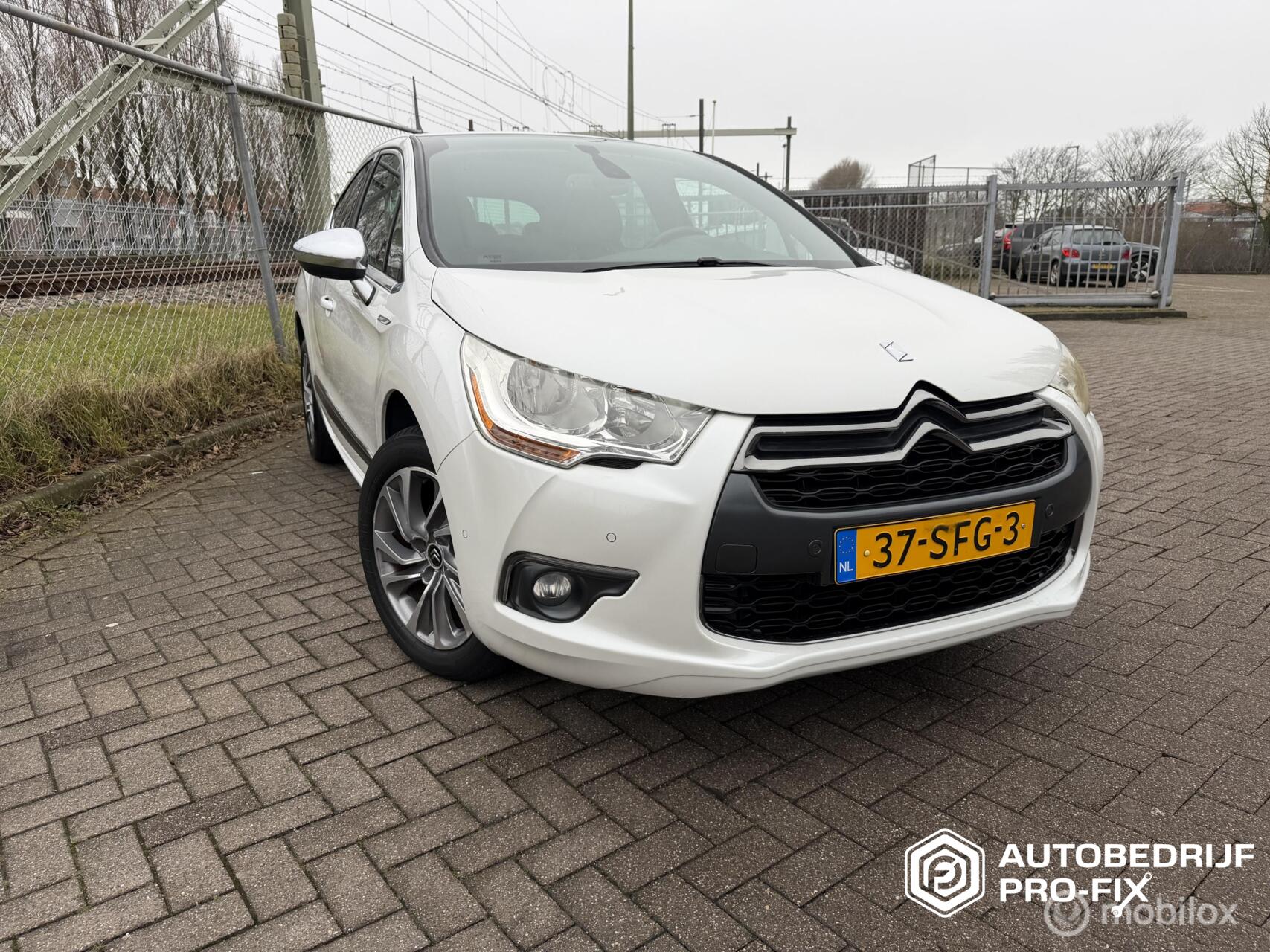 Citroen Ds4 1.6 VTi So Chic 2011 - voorkant
