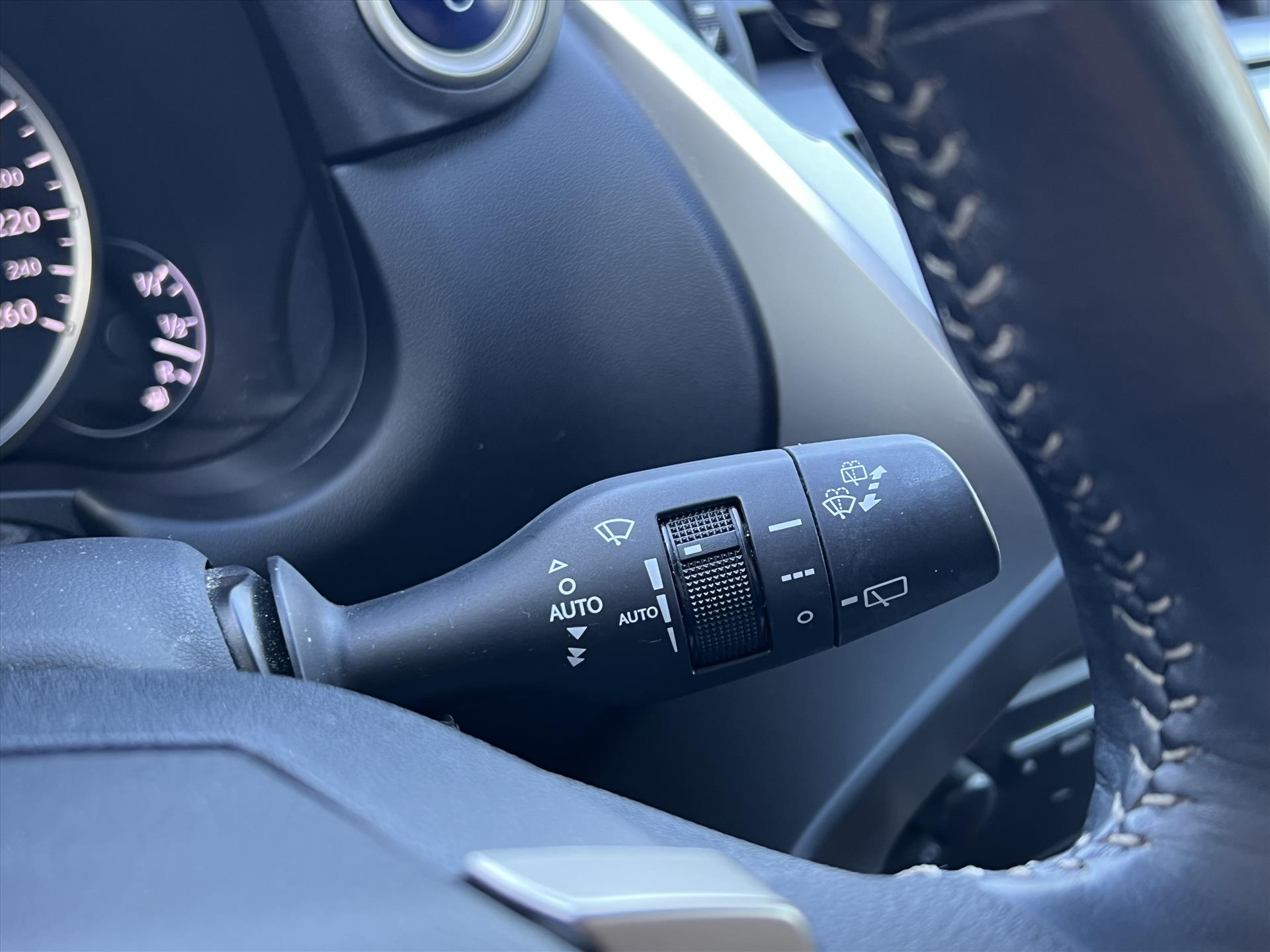 Foto van Lexus Lexus Nx300h