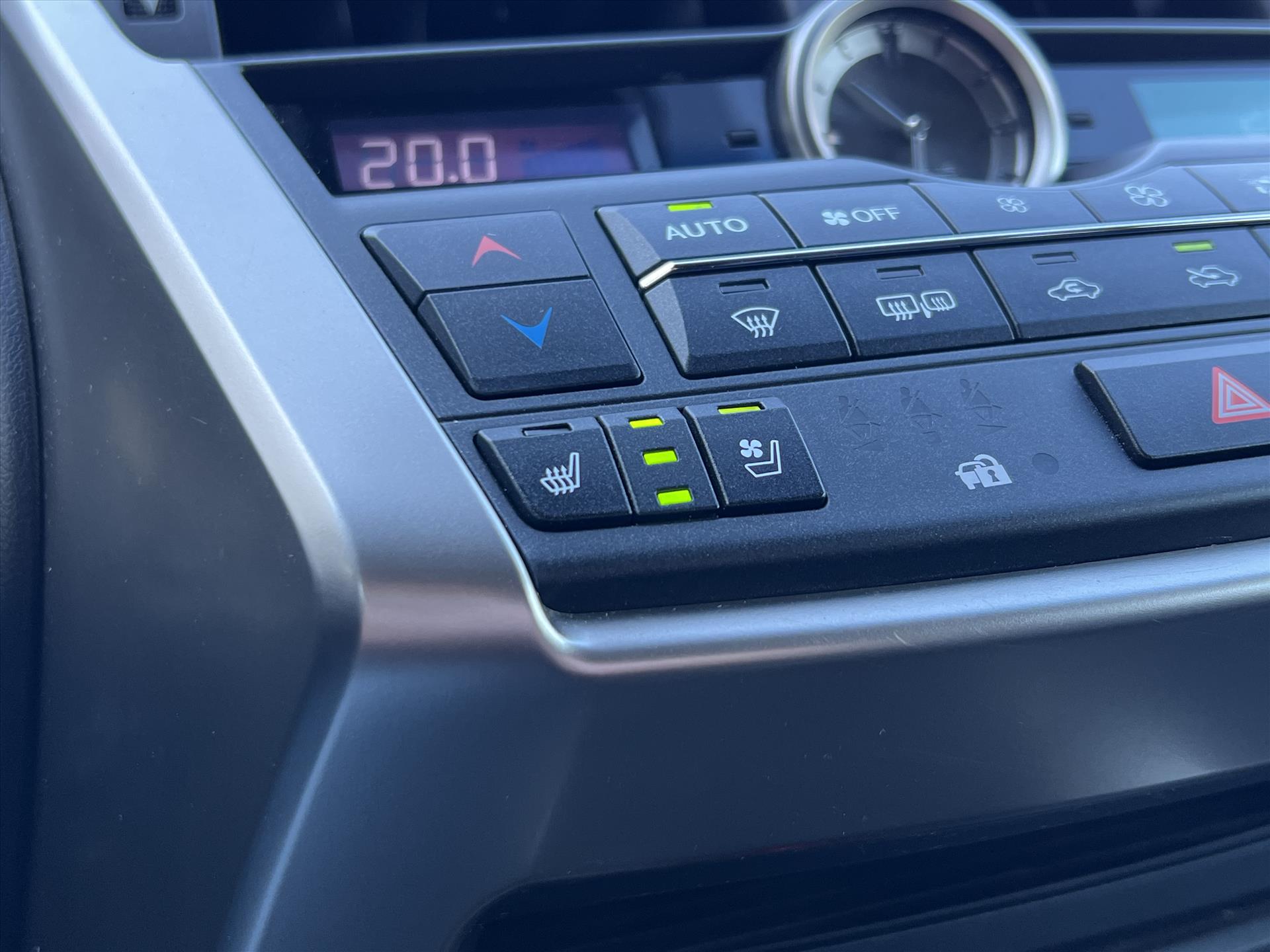 Foto van Lexus Lexus Nx300h