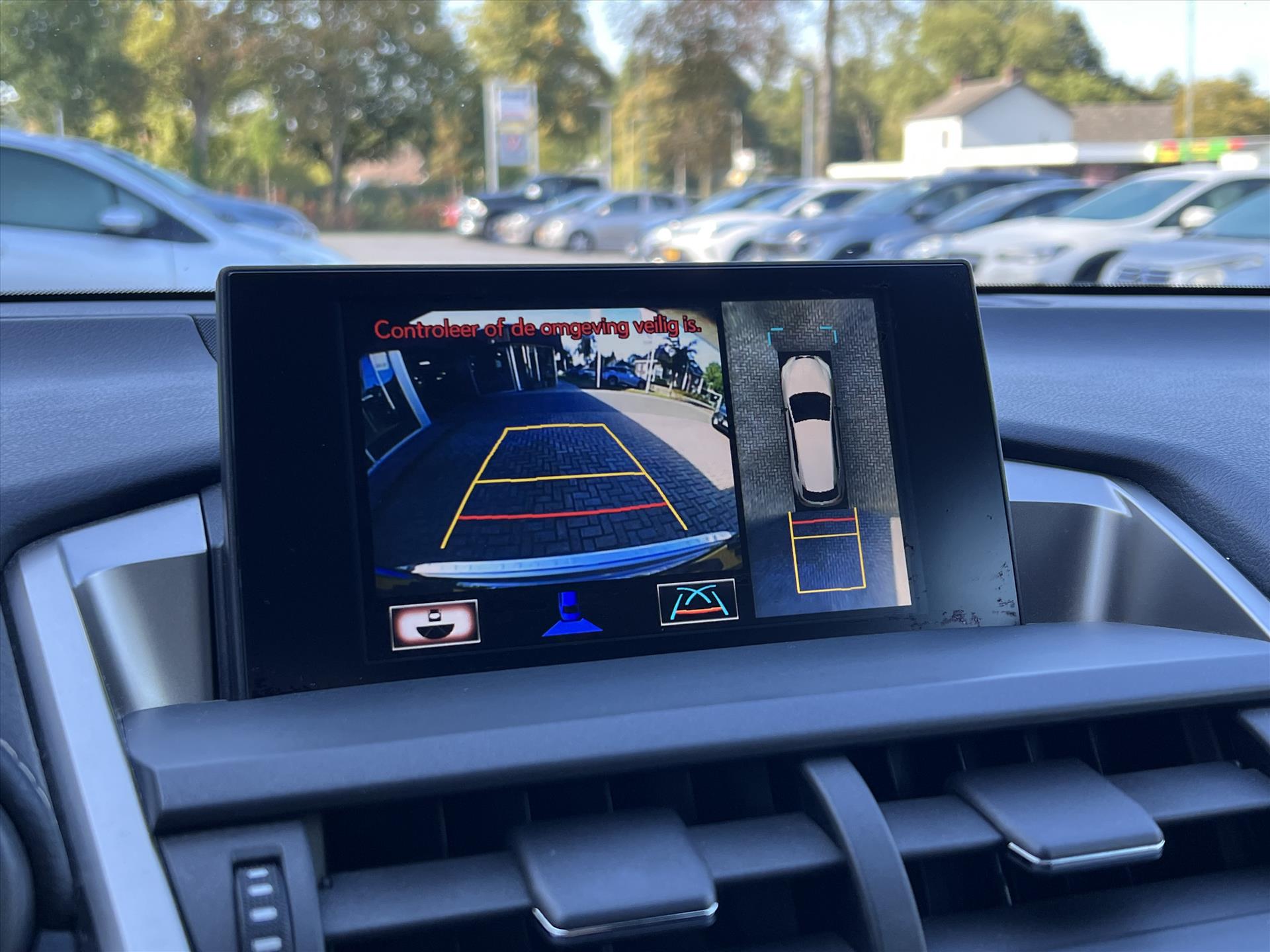 Foto van Lexus Lexus Nx300h