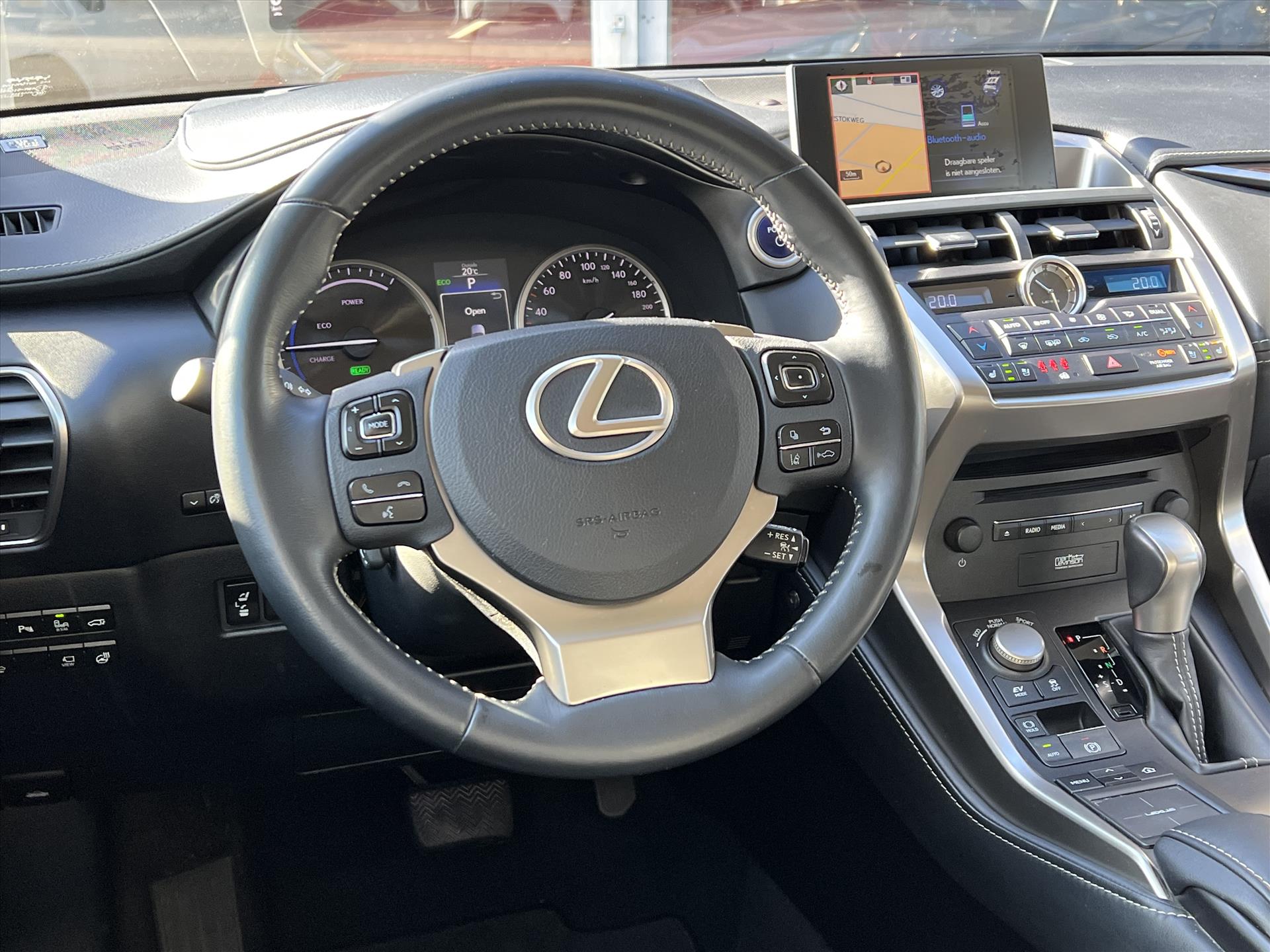 Foto van Lexus Lexus Nx300h