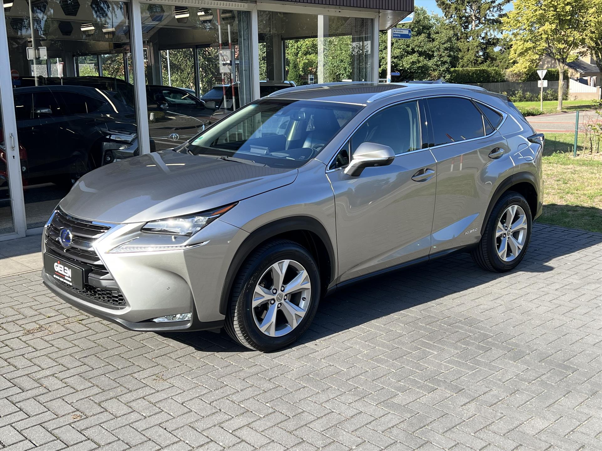 Foto van Lexus Lexus Nx300h