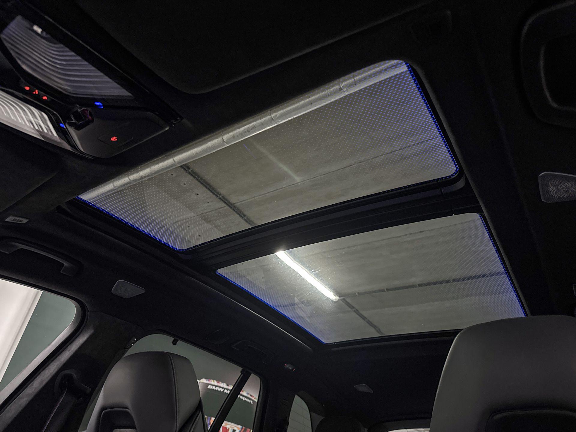 Foto van BMW X5 M60i xDrive