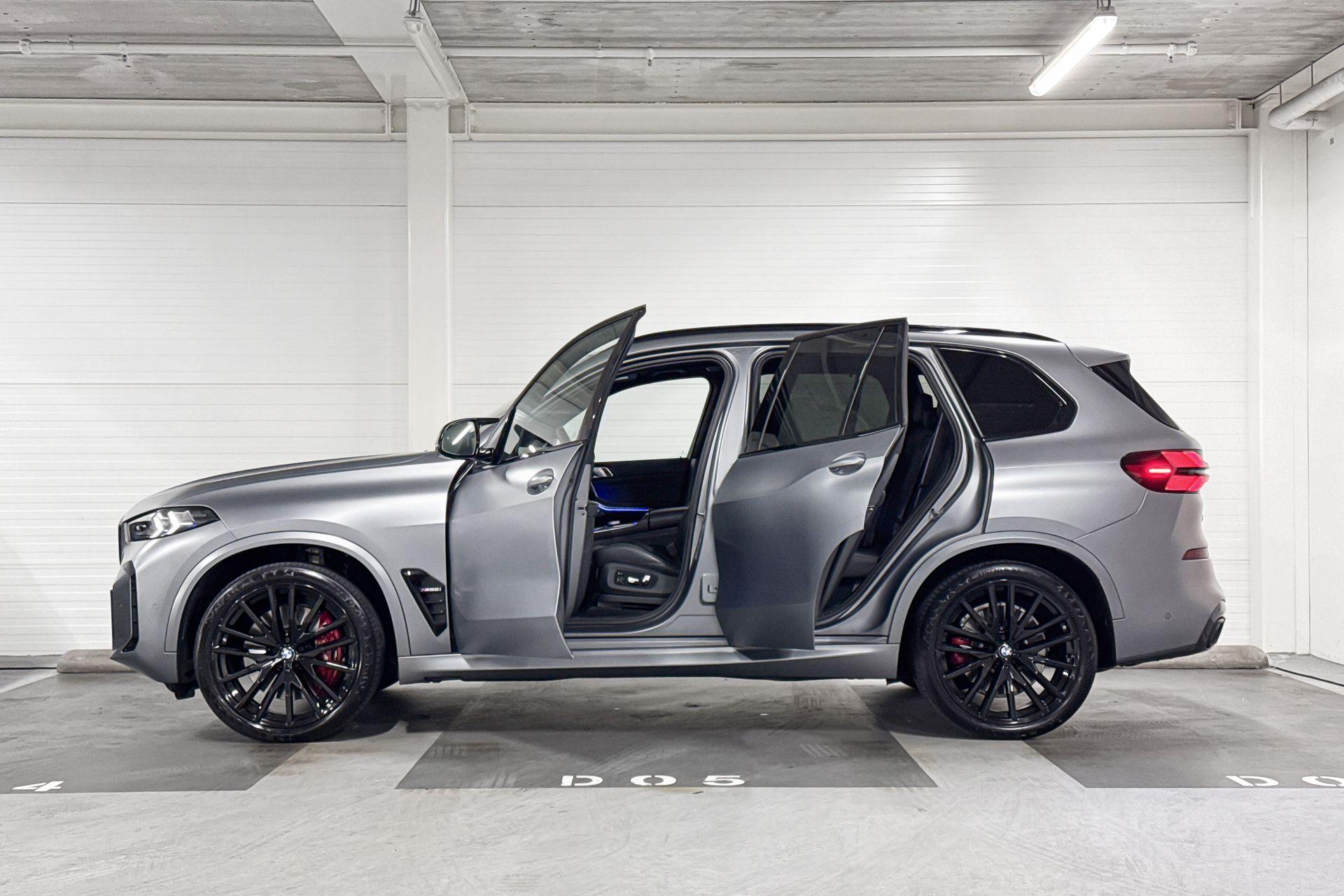 Foto van BMW X5 M60i xDrive